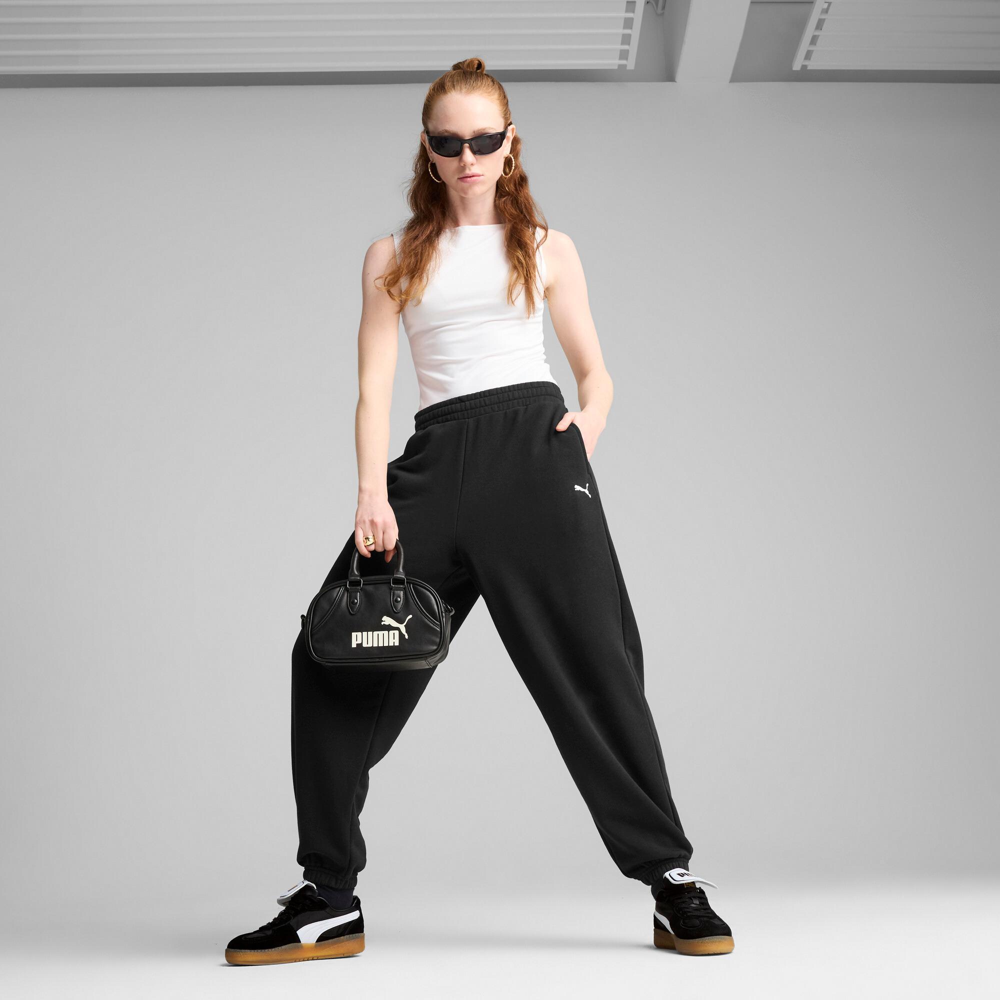 Wardrobe Essentials Women's Relaxed Sweatpants Product Image