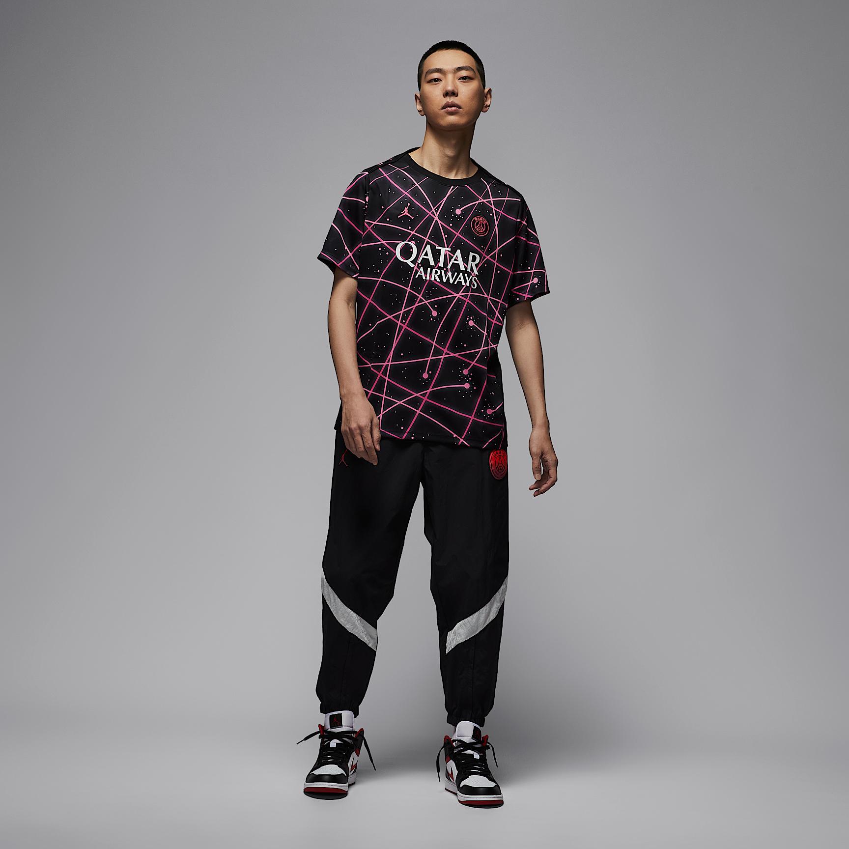 Paris Saint-Germain Academy Pro Nike Men's Dri-FIT Soccer Pre-Match Short-Sleeve Top Product Image