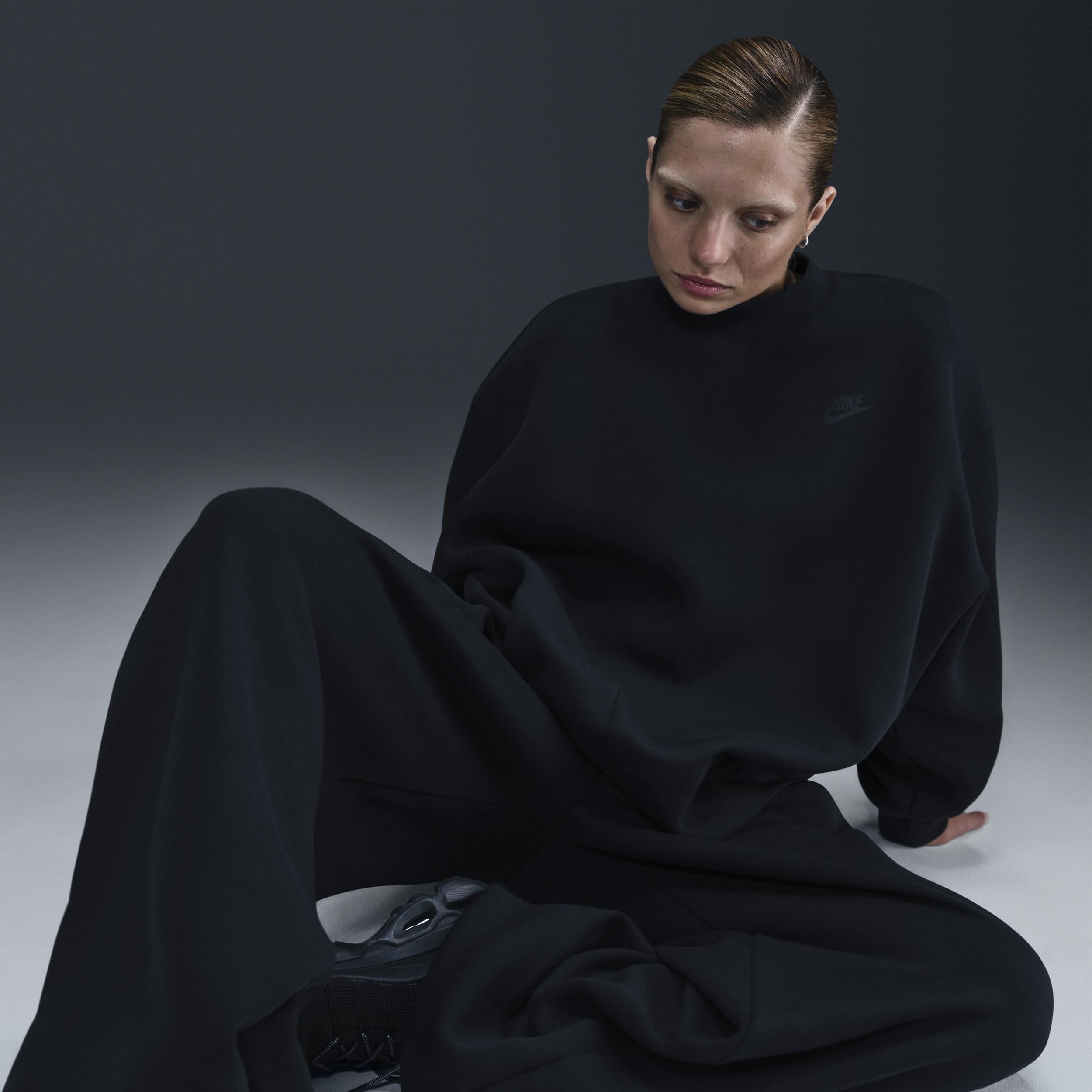 Womens Nike Sportswear Tech Fleece Oversized Crew-Neck Sweatshirt | FV8041-010 Product Image