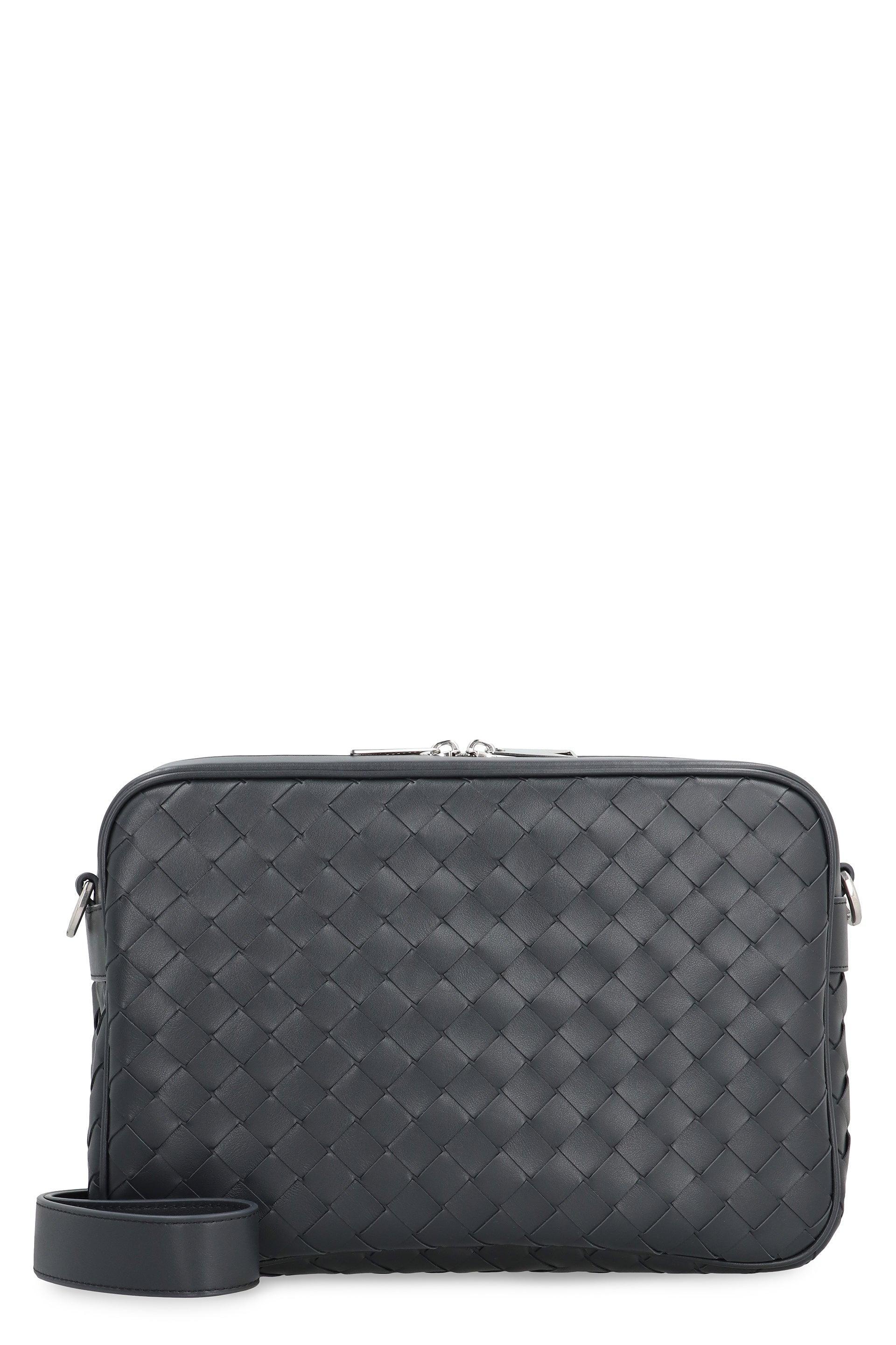 BOTTEGA VENETA Medium Intrecciato Camera Bag Product Image