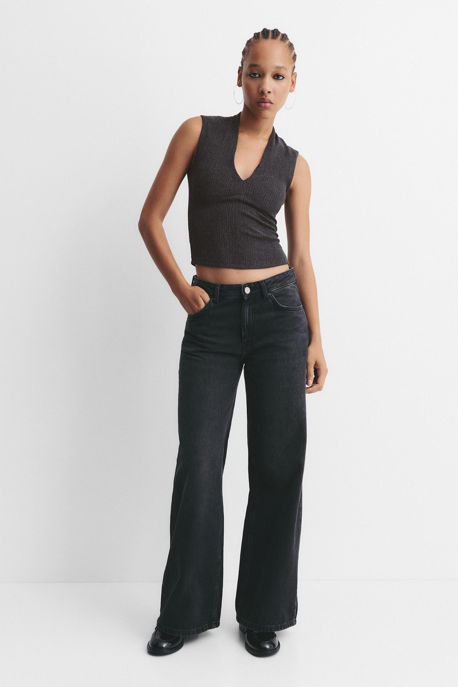 Sleeveless top Product Image