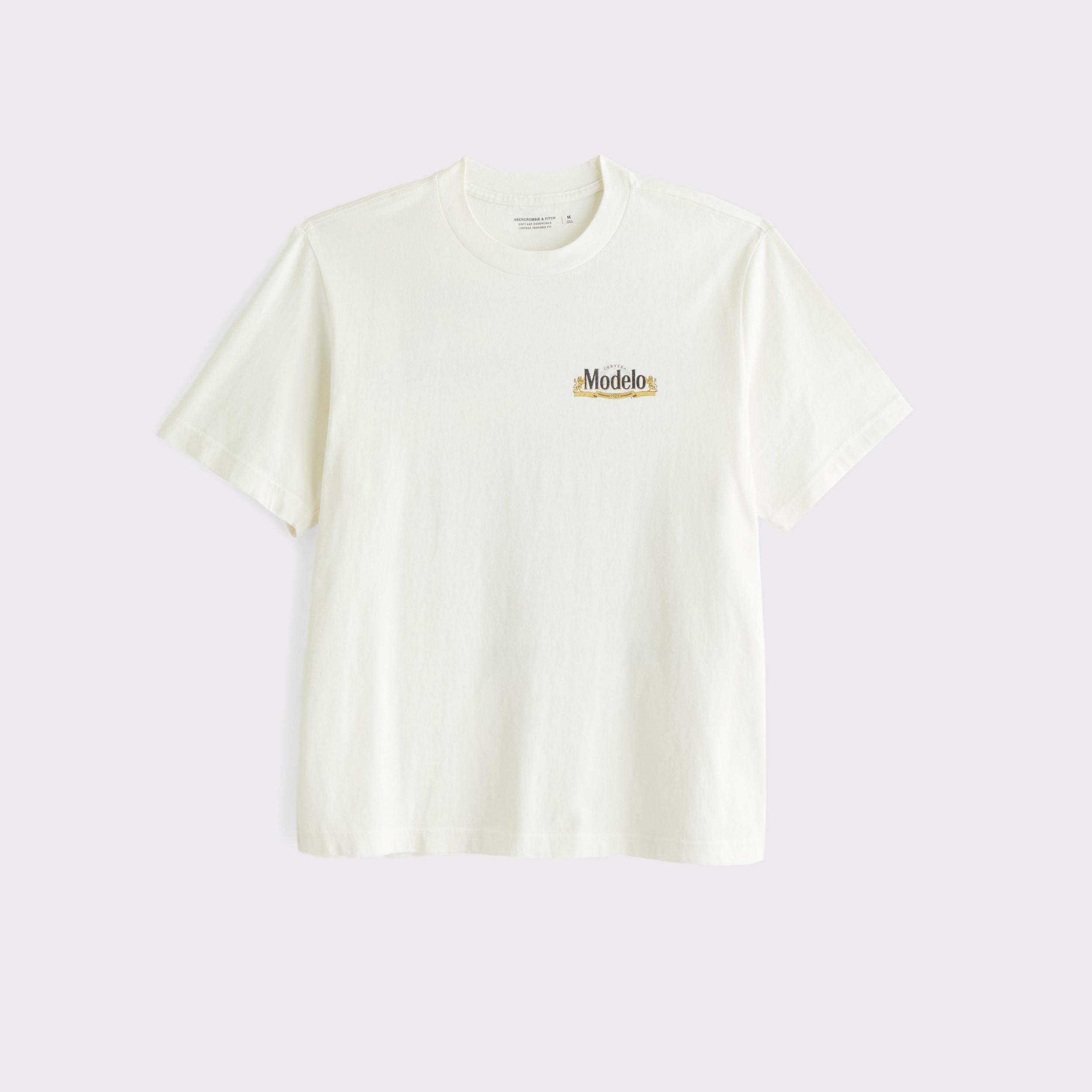 Pabst Blue Ribbon Vintage-Inspired Graphic Tee Product Image