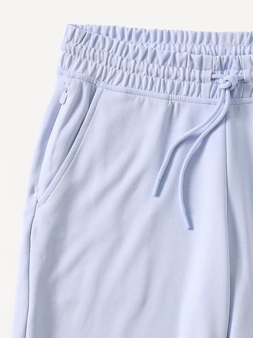 Seasoft Mid Rise Straight Pant Product Image