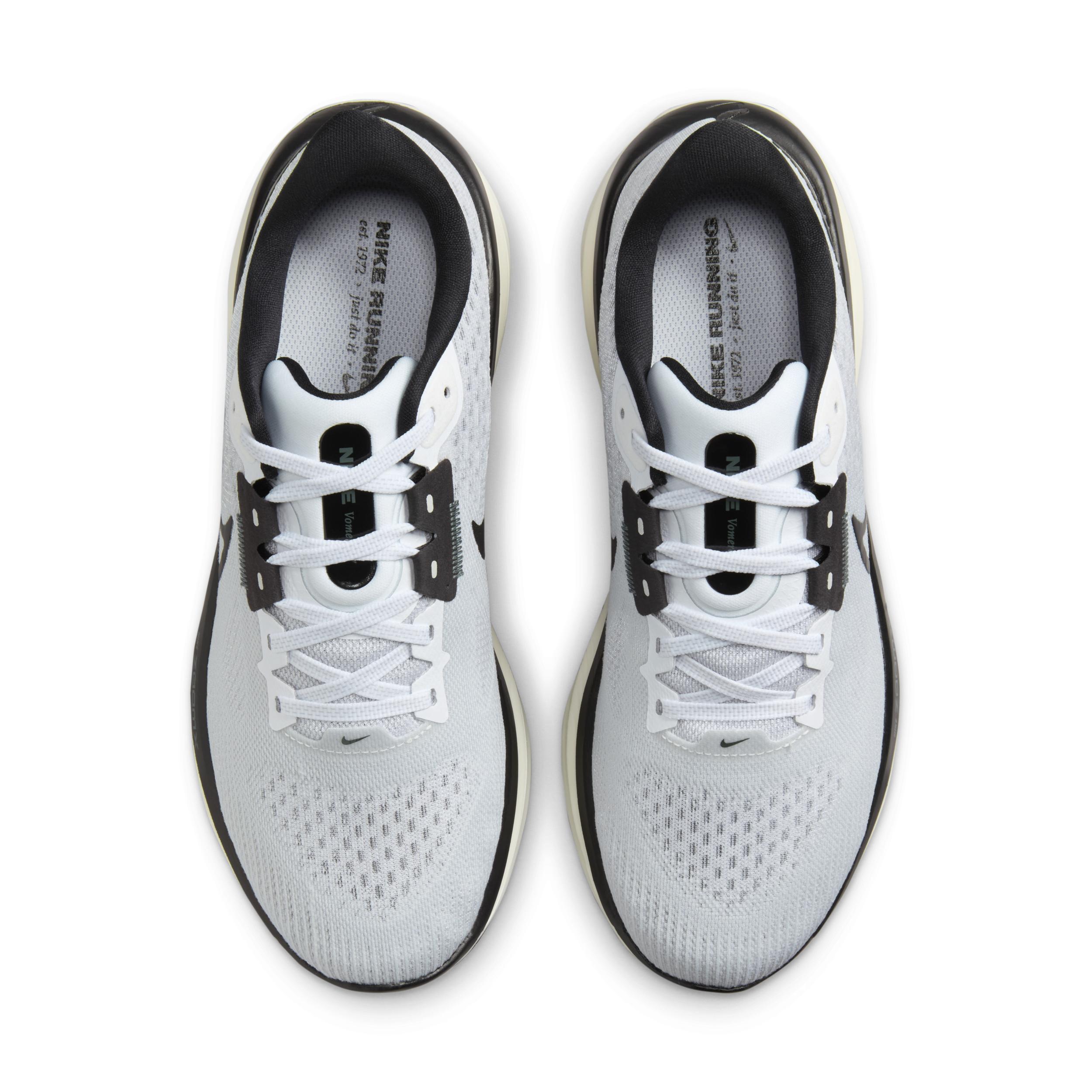 Womens Nike Vomero 17 Running Shoes Product Image