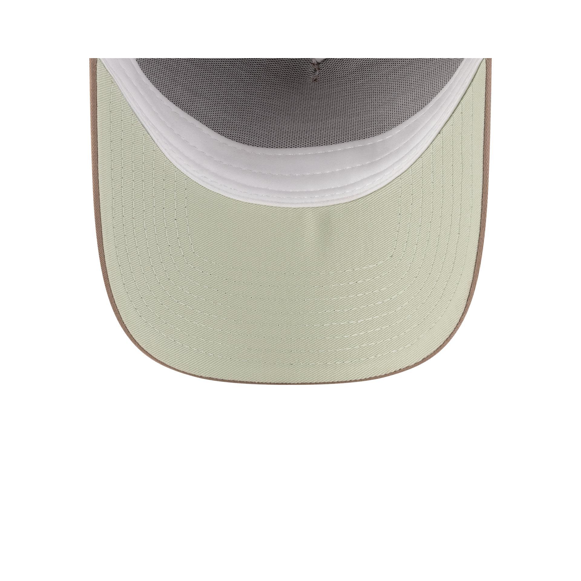 Atlanta Braves Women's Script 9TWENTY Adjustable Hat Female Product Image