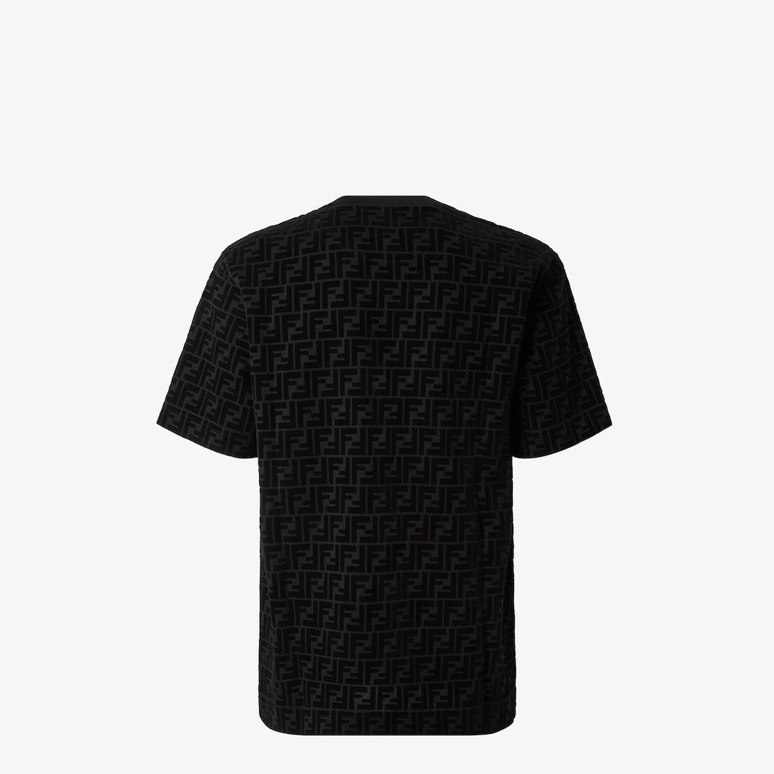 T-ShirtT-shirt in black piqué Product Image
