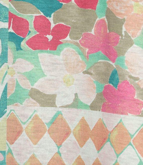 Allison Daley Petite Size Floral 3/4 Sleeve Keyhole Neck Asymmetric Hem Knit Top Product Image