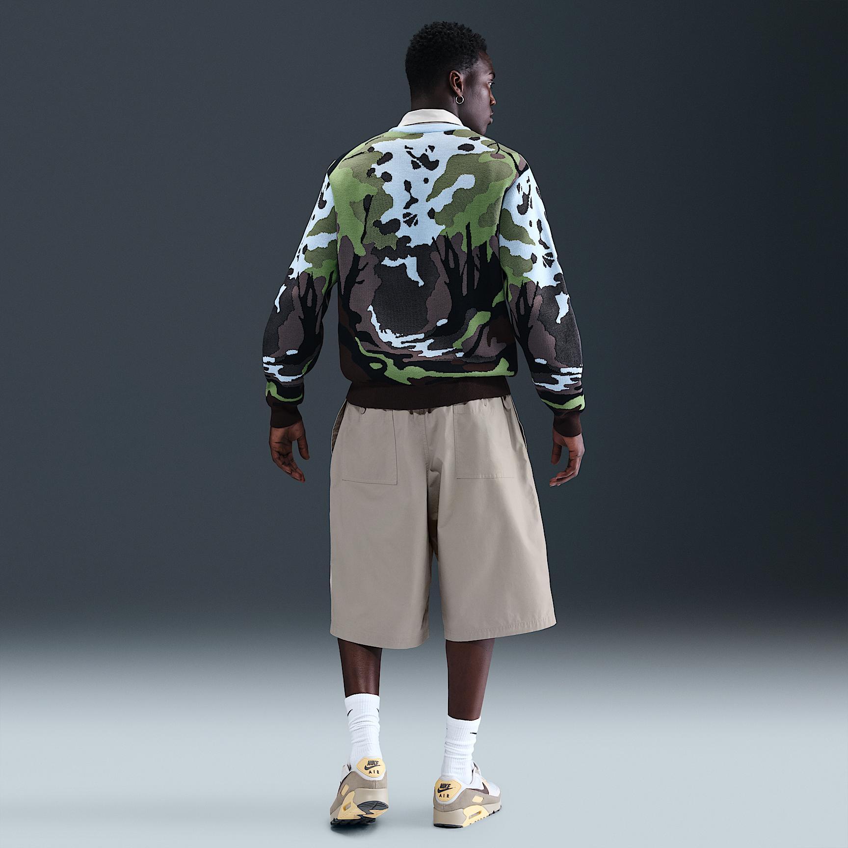 Nike Club Men's Oversized Shorts Product Image