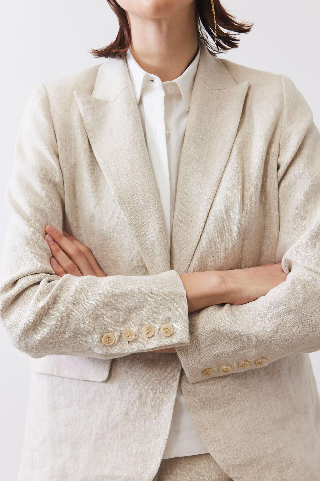 The Linen Classic Blazer That Upgrades You Product Image