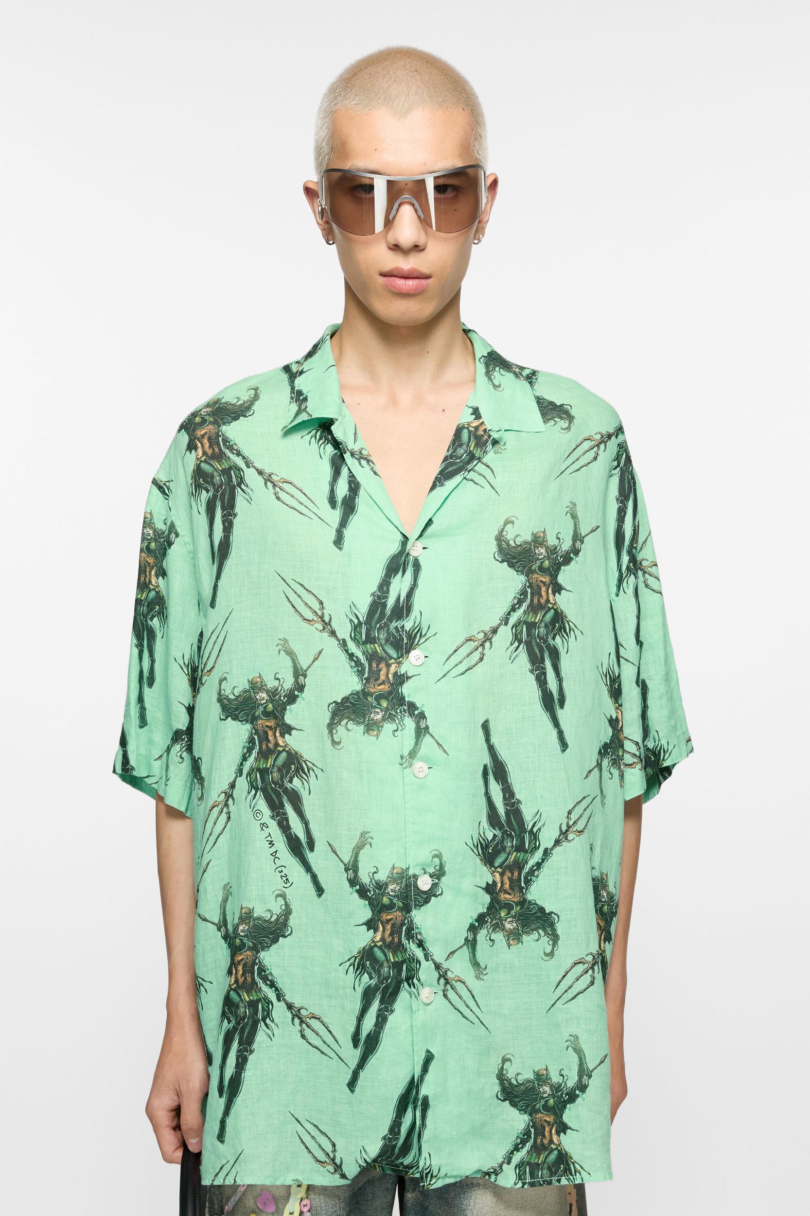 Button-up shirt printed Product Image