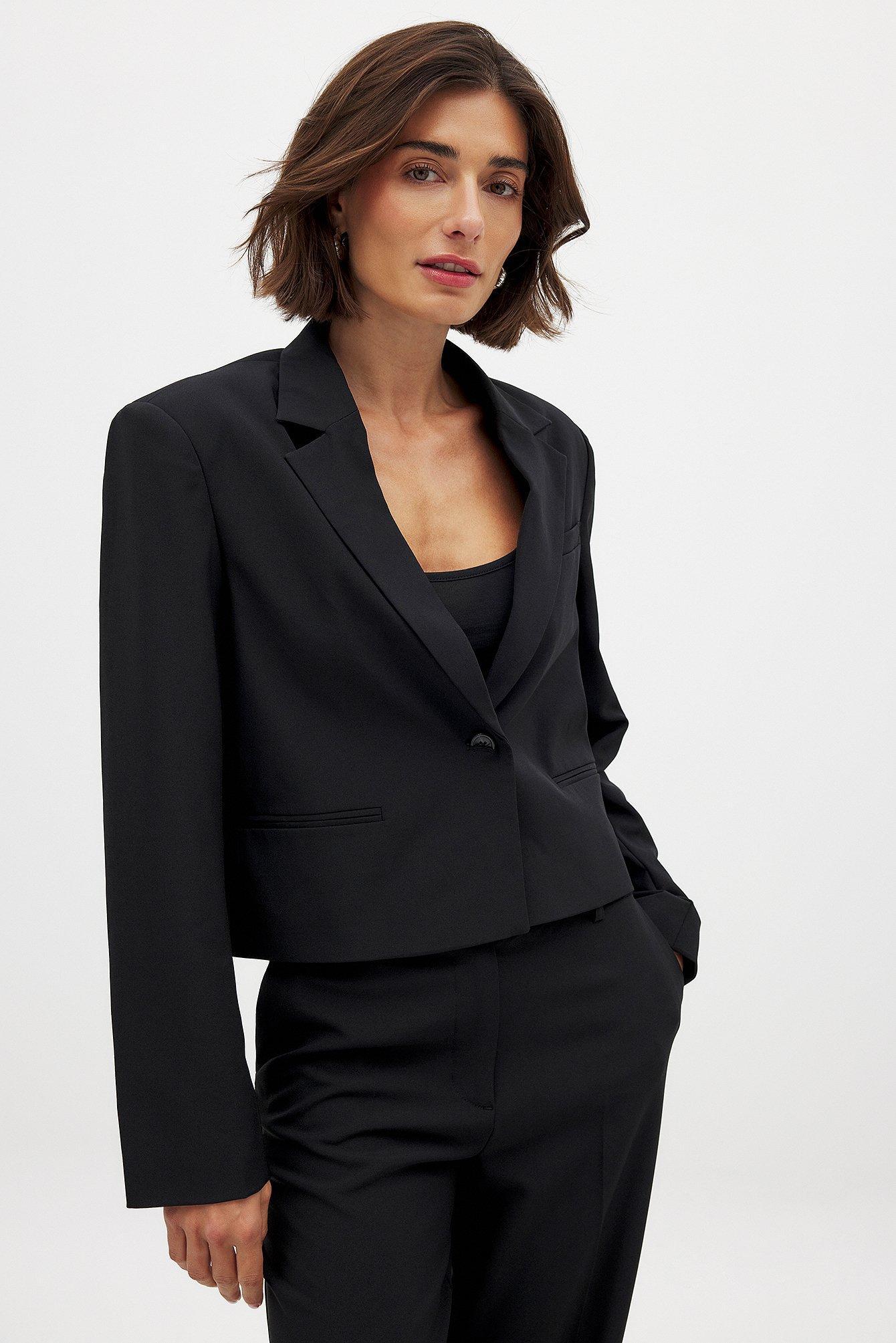 Short Tailored Straight Blazer Product Image