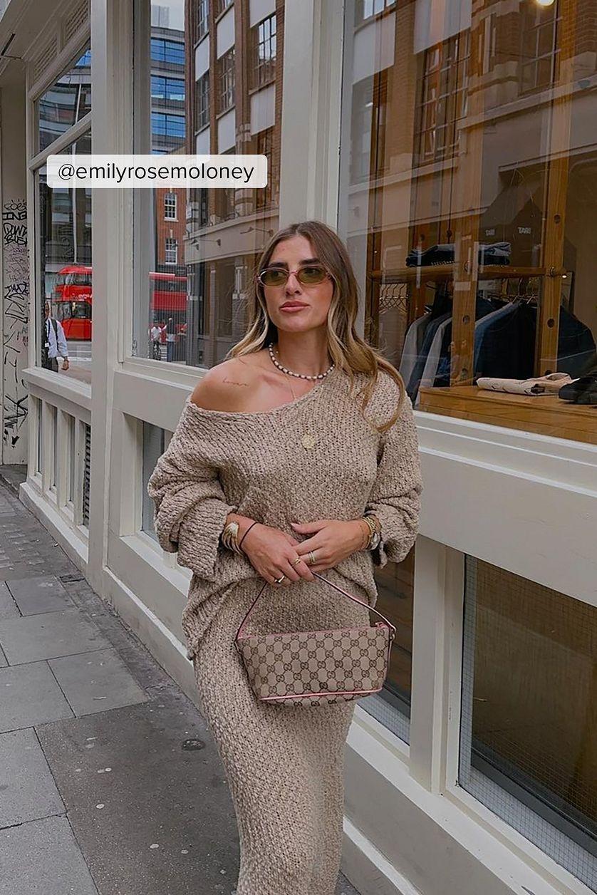 Structured Knitted V-Neck Sweater Product Image