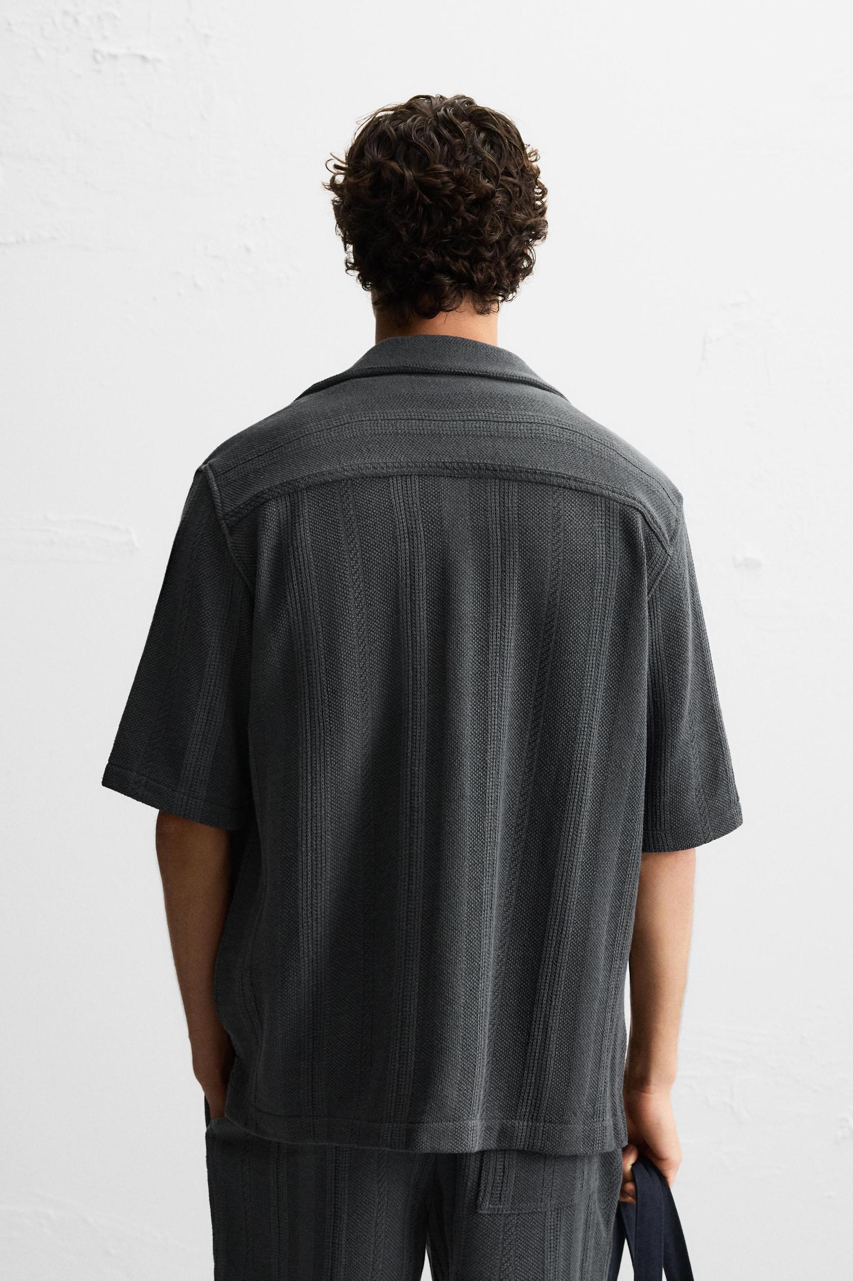 TEXTURED RELAXED FIT SHIRT Product Image