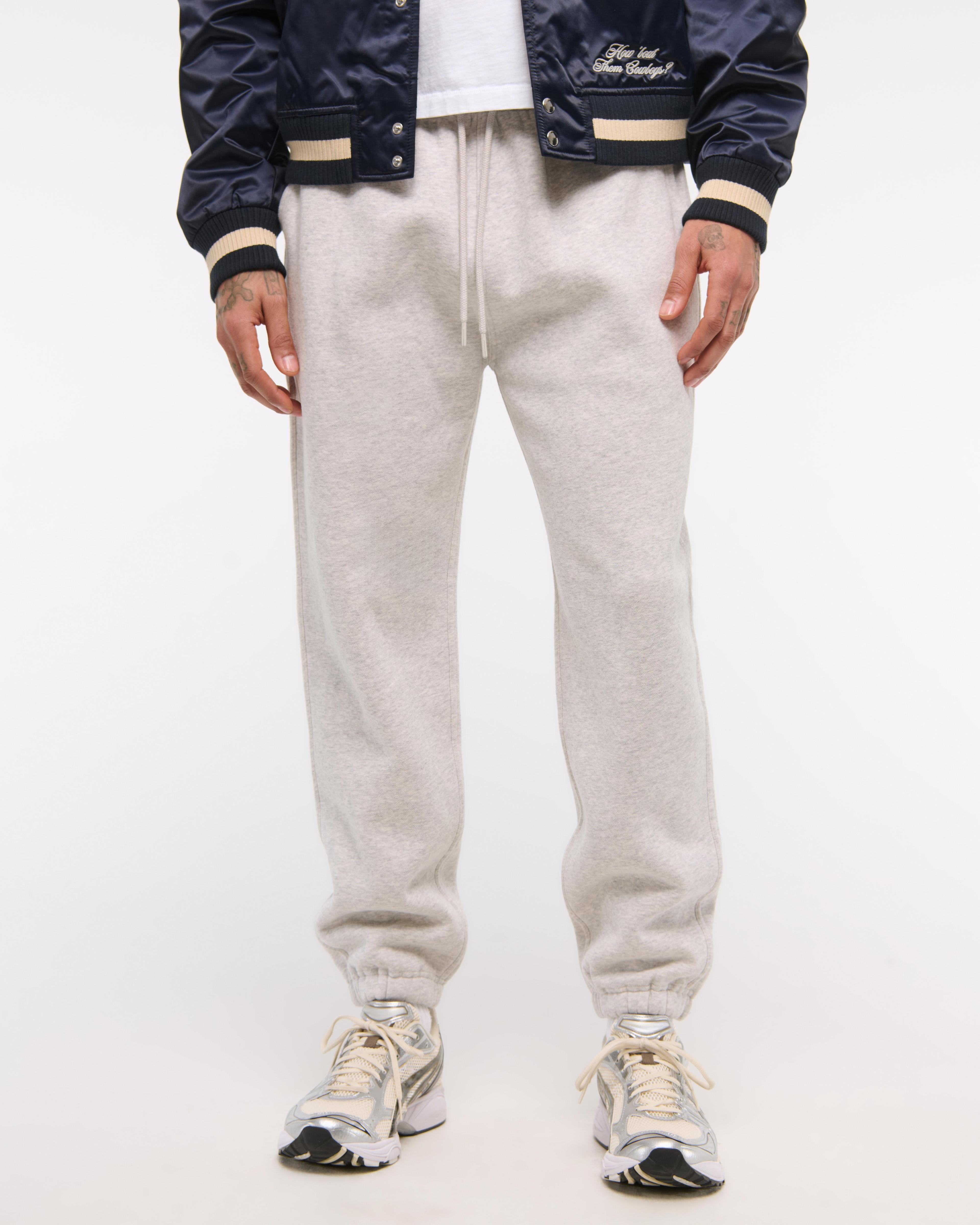 Essential Sweatpant Product Image