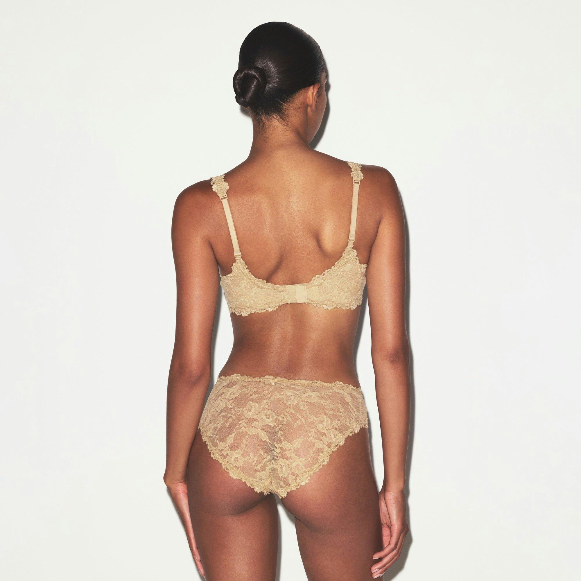 STRETCH LACE UNLINED FULL COVERAGE BRA | DELTA Product Image