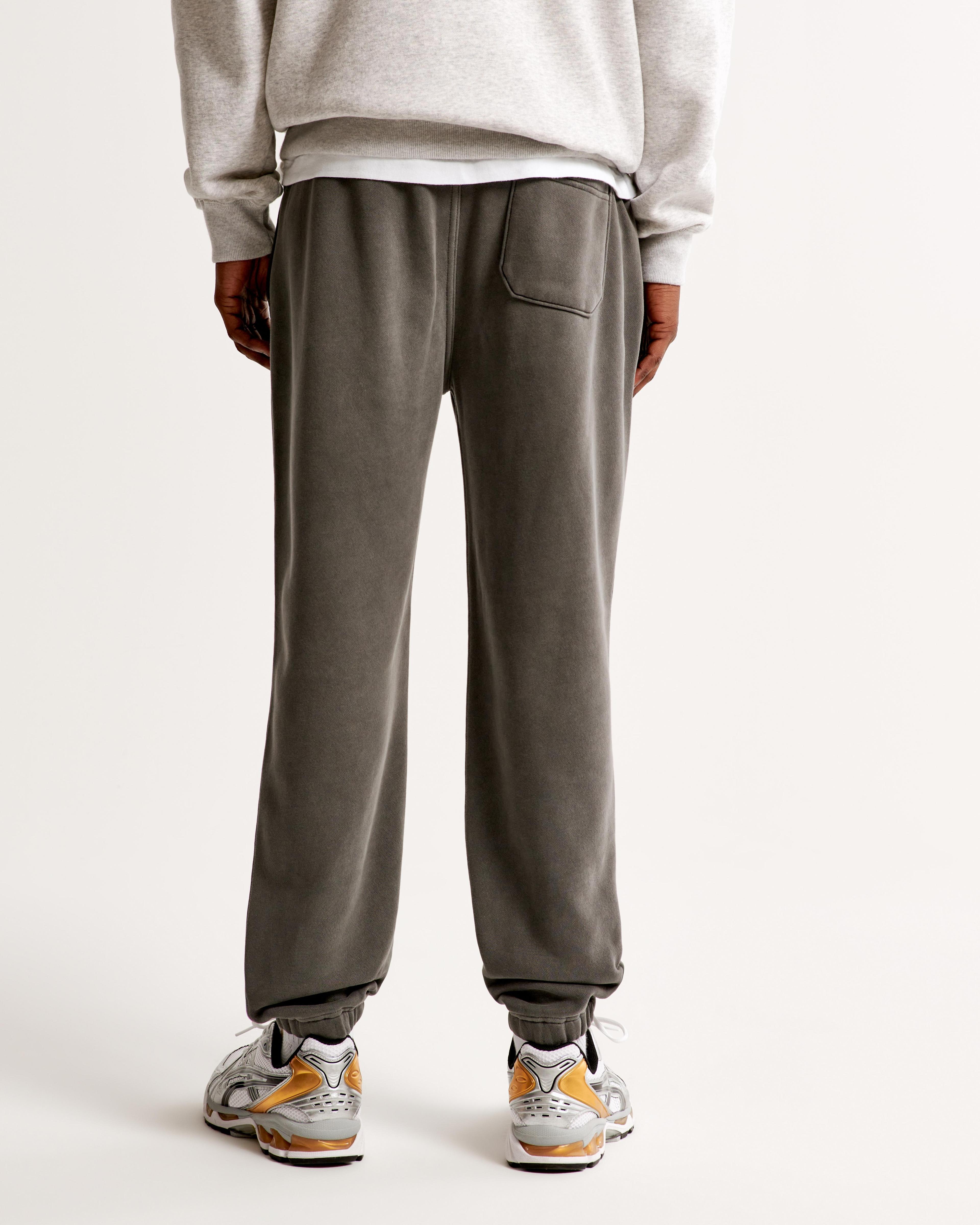 Essential Sweatpant Product Image