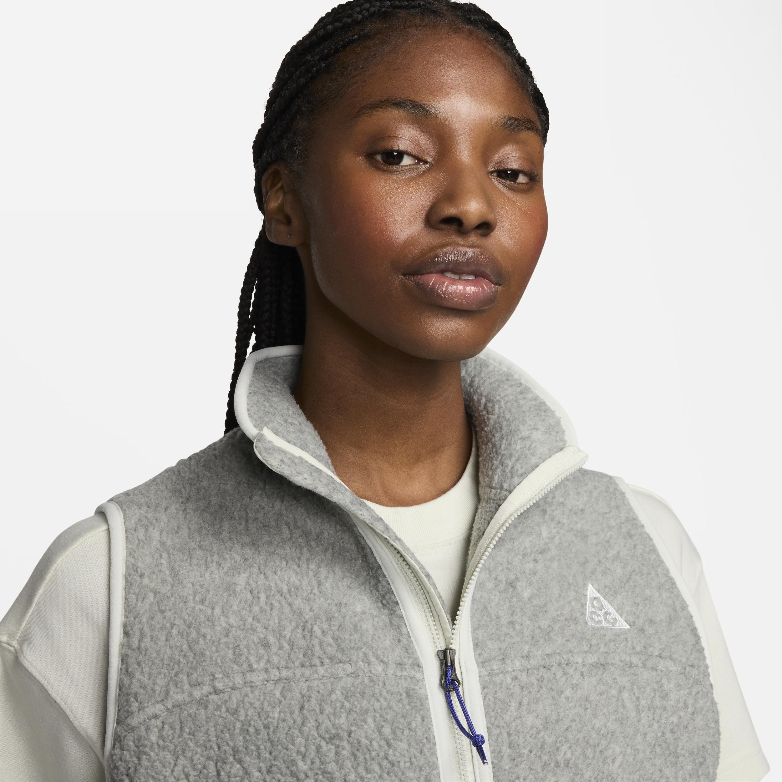 Womens Nike ACG Arctic Wolf Vest Product Image