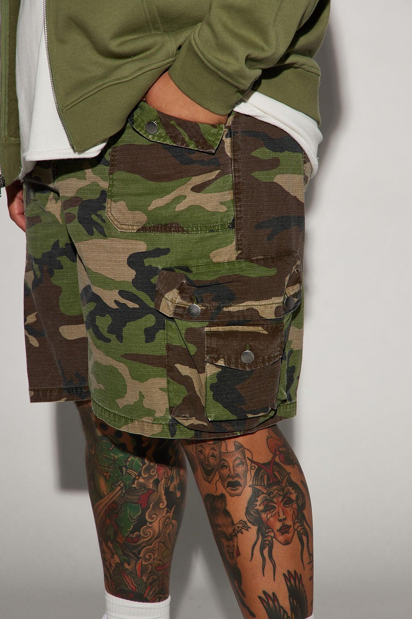 Games Calling Cargo Shorts - Camouflage Product Image