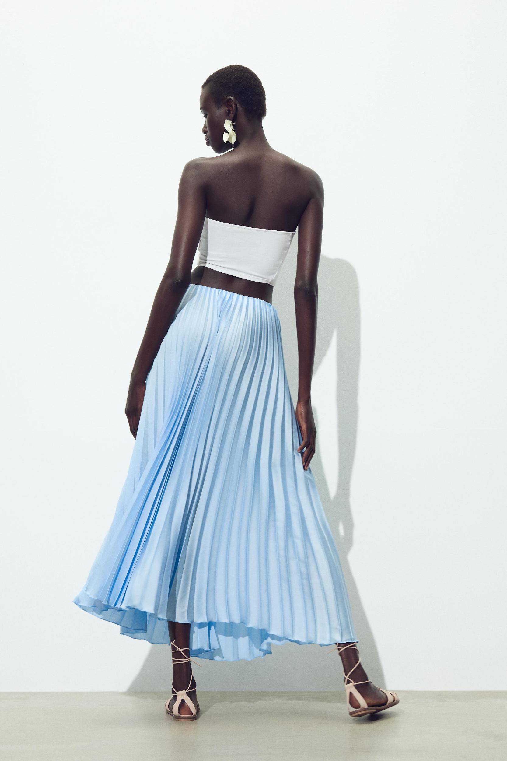 PLEATED MIDI SKIRT Product Image