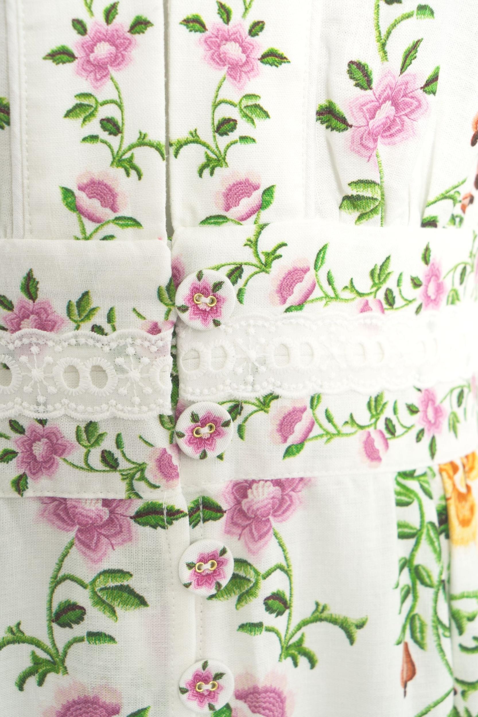 Jumpsuit with floral pattern Product Image