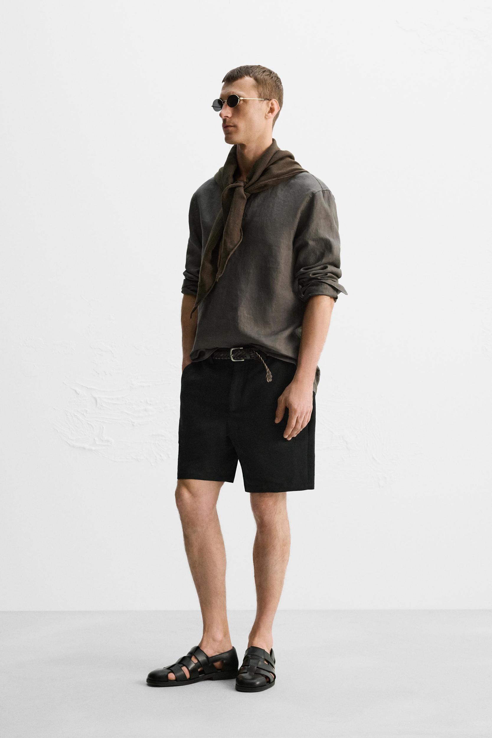 LINEN-COTTON REGULAR FIT SHORTS LIMITED EDITION Product Image