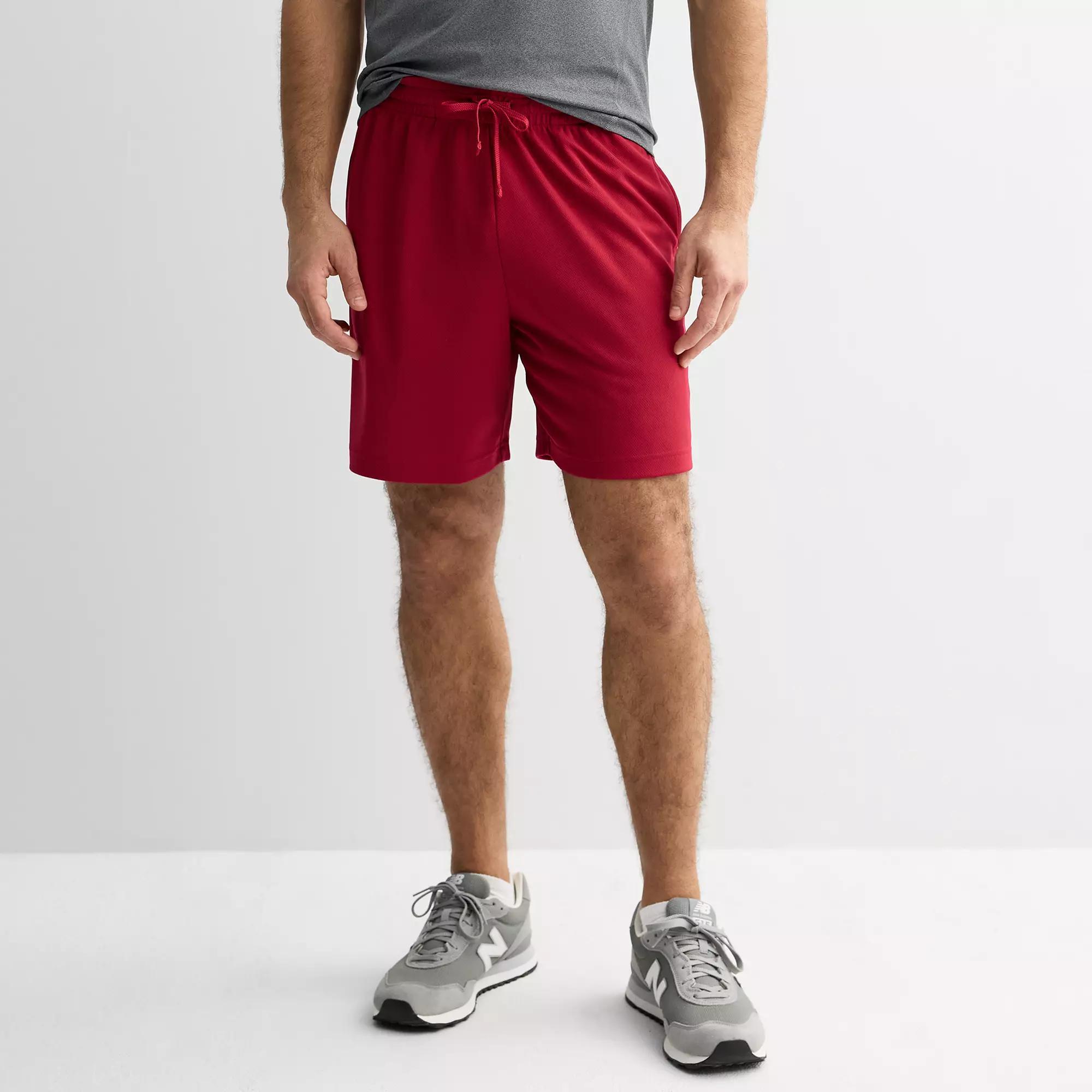 Men's Tek Gear® 7 in. Mesh Shorts,  Product Image