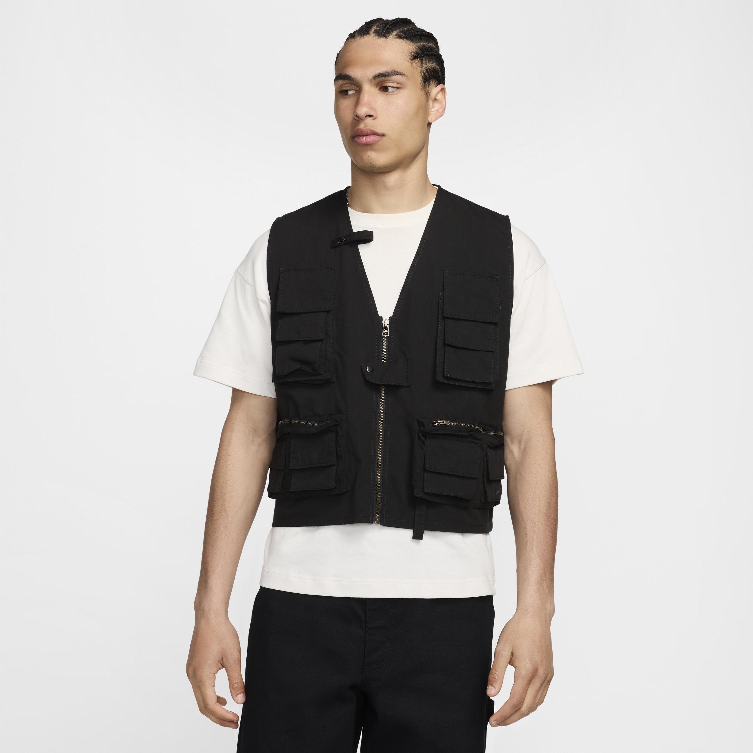 Nike Life Men's Utility Vest Product Image