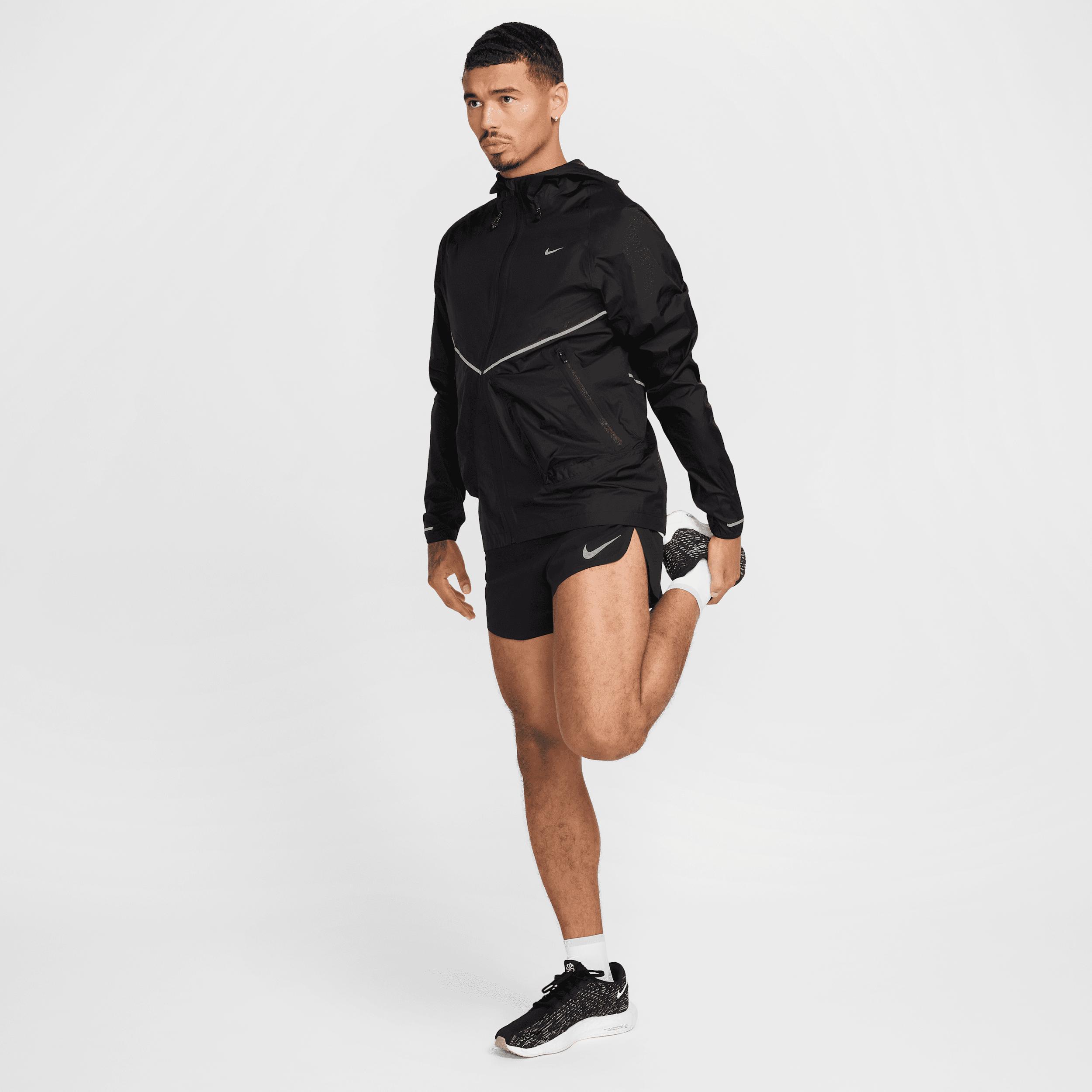 Nike Running Division Men's Storm-FIT ADV Running Jacket Product Image