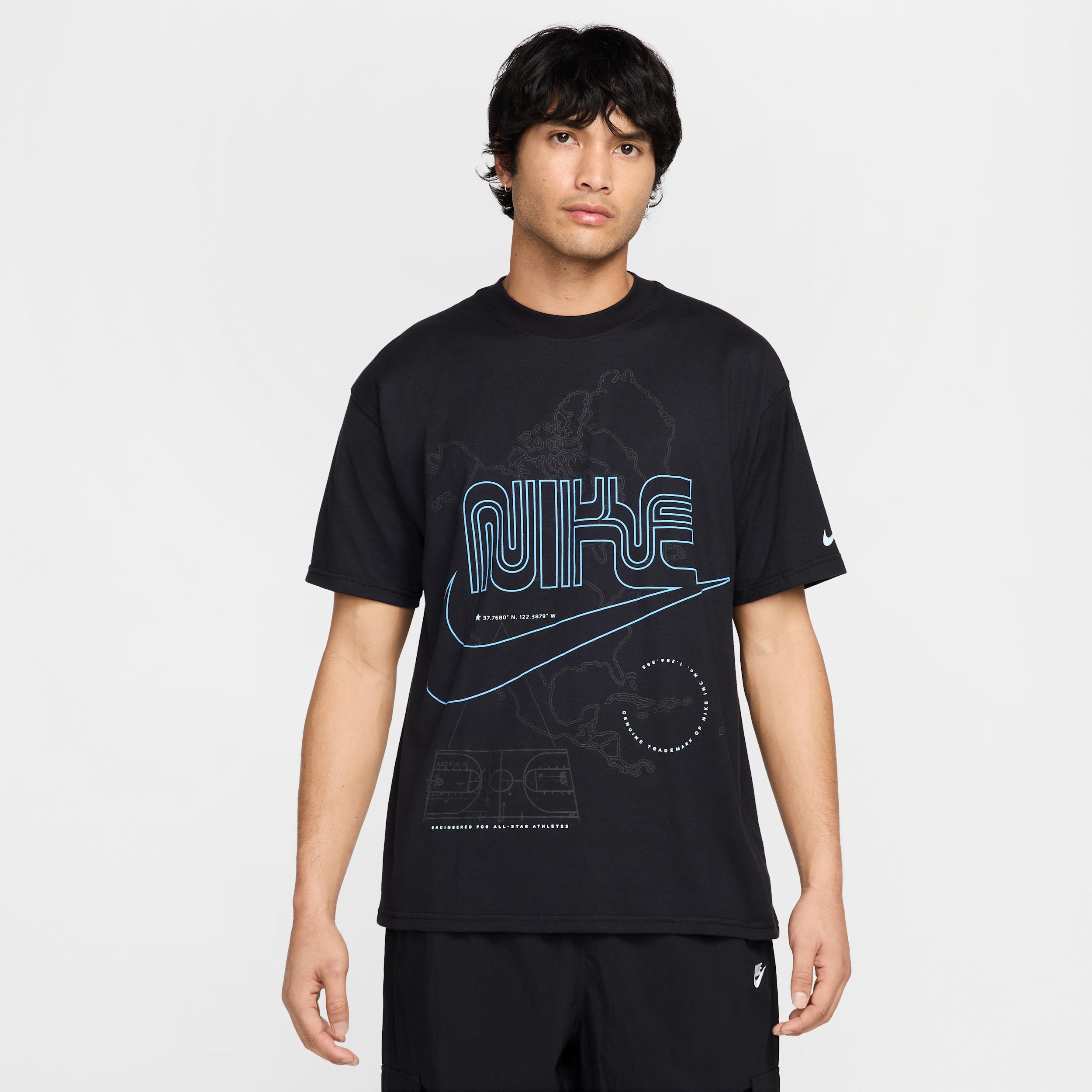 Nike Sportswear Men's Max90 T-Shirt Product Image
