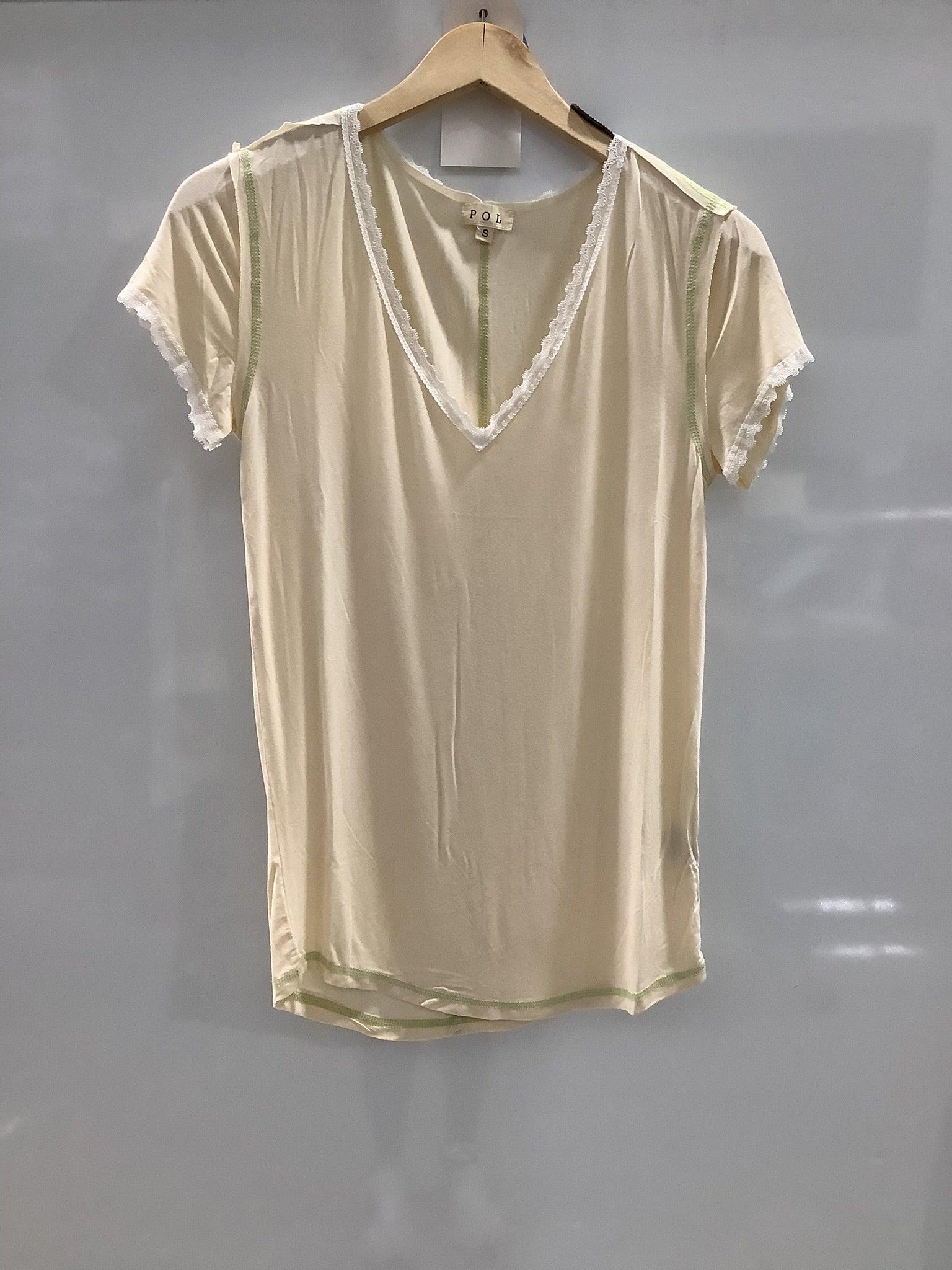 V-Neck Lace Trim Knit Tops Product Image