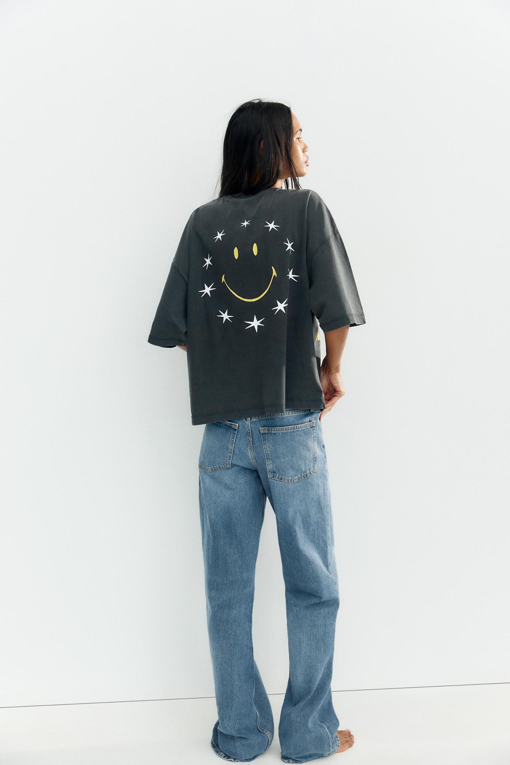 WASHED EFFECT SMILEY® T-SHIRT Product Image