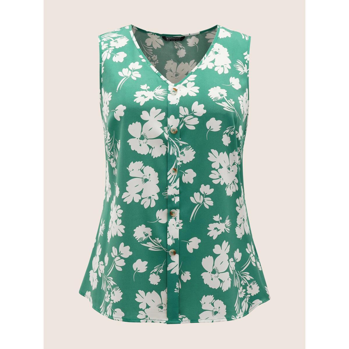 Plus Size Silhouette Floral Print Button Detail Tank Top Women Green Elegant Button V-neck Everyday Tank Tops Camis BloomChic 12/L Product Image