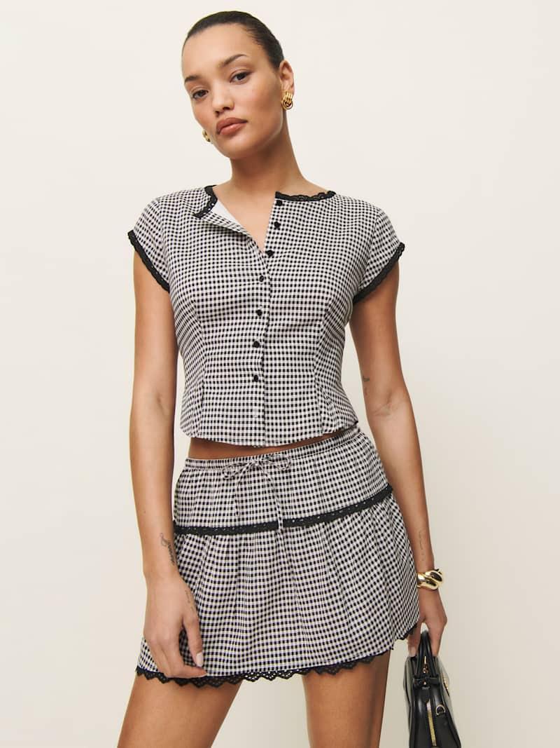 Valetta Two Piece Product Image