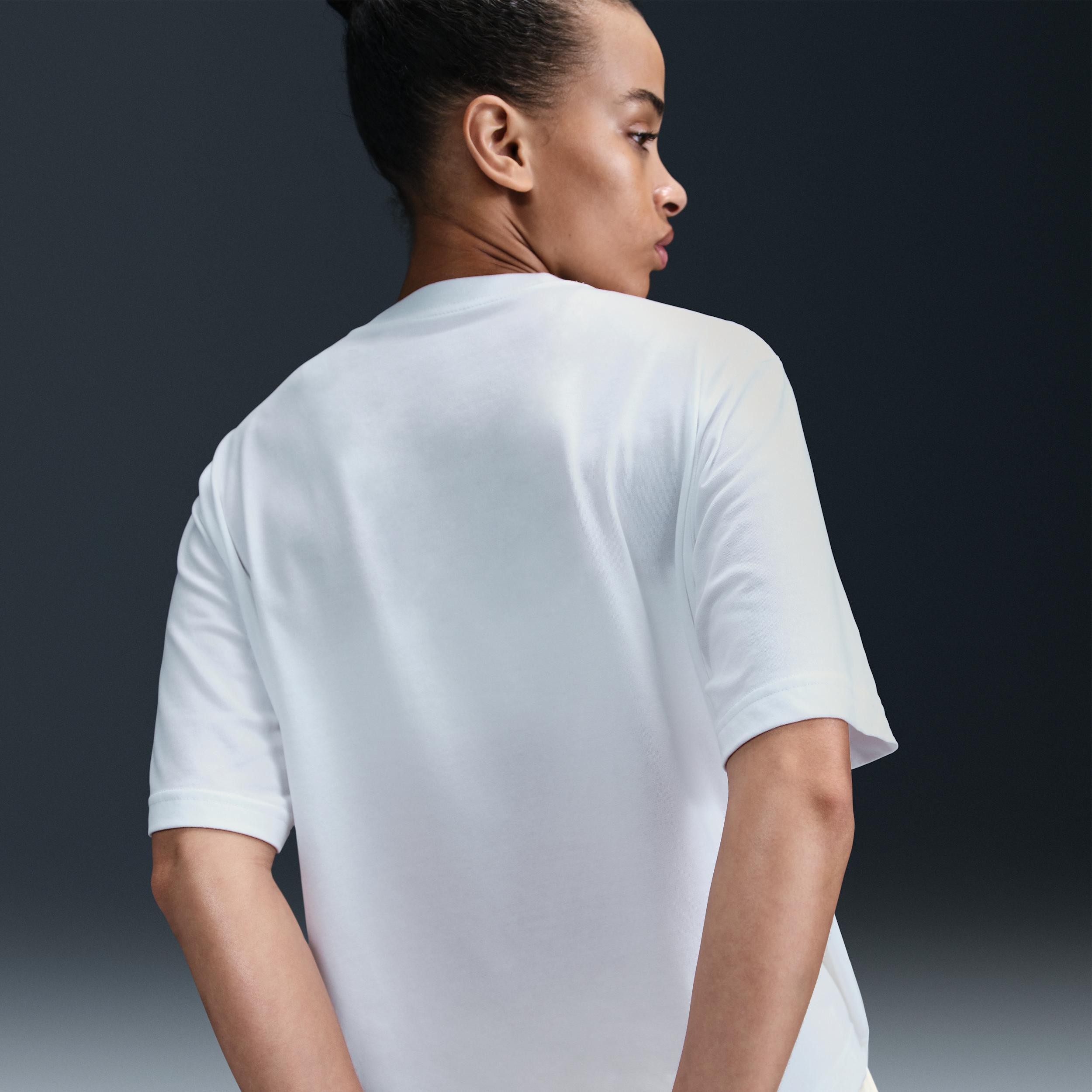 Nike Slam Women's Dri-FIT Short-Sleeve T-Shirt Product Image