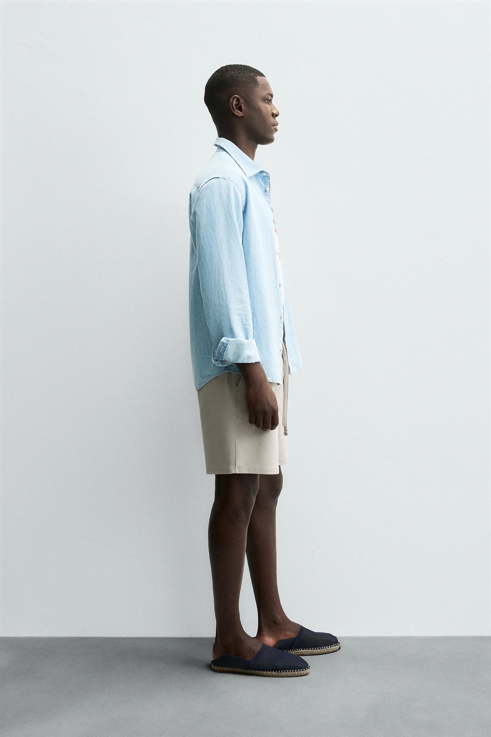 TEXTURED COMFORT SHORTS Product Image