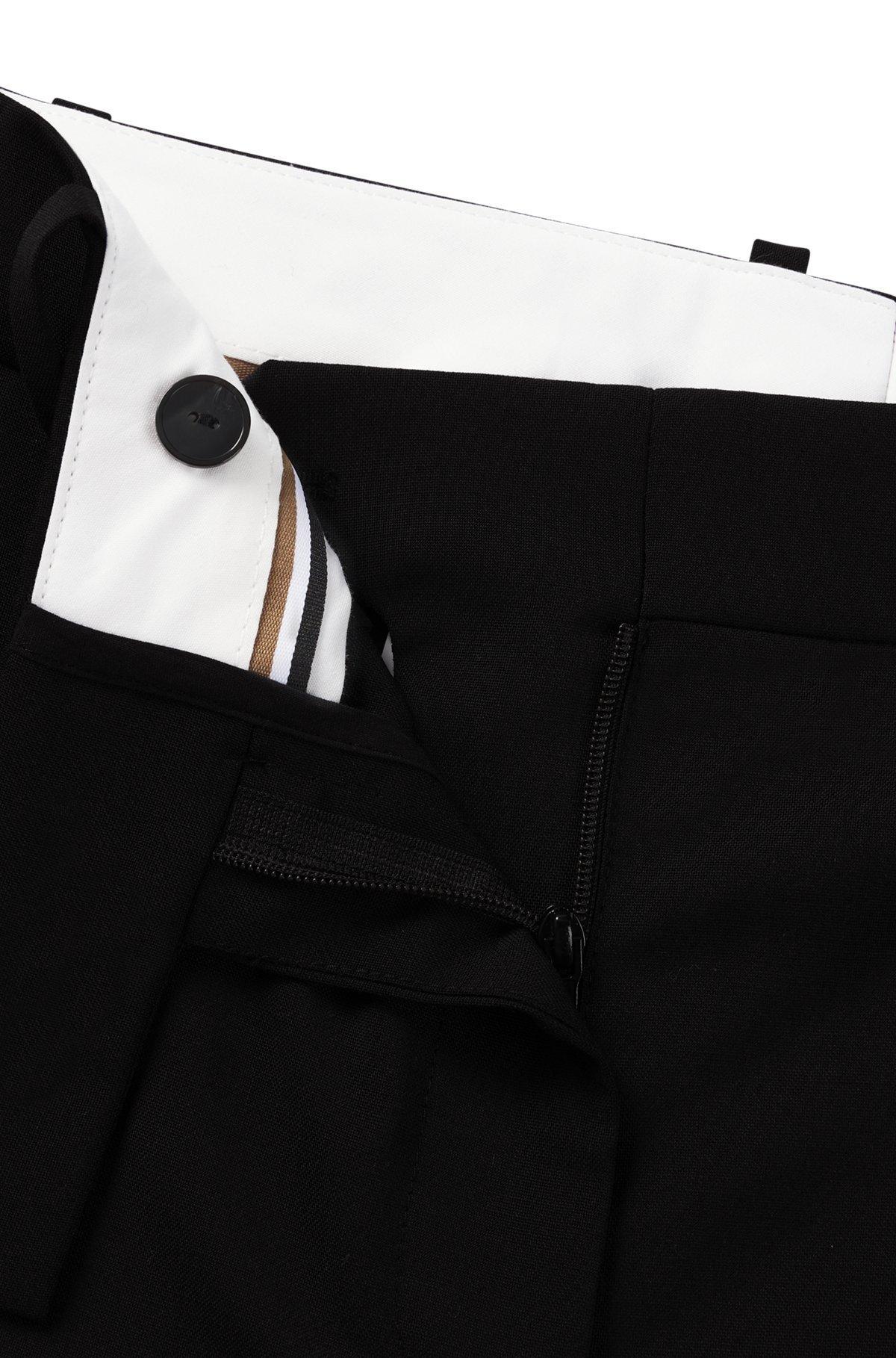 Straight-leg trousers in wool Product Image