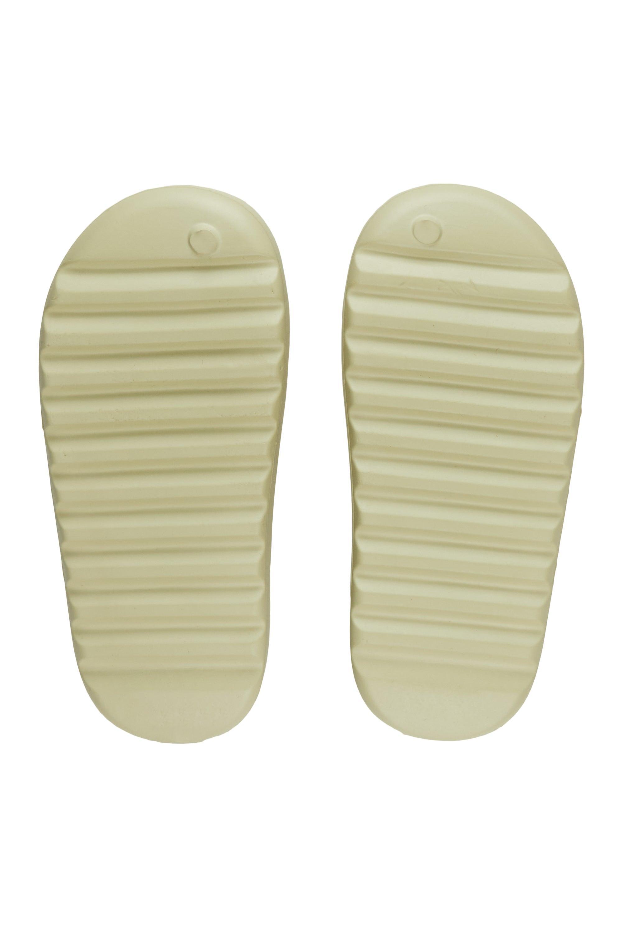 Bentley Light Green Slides Male Product Image