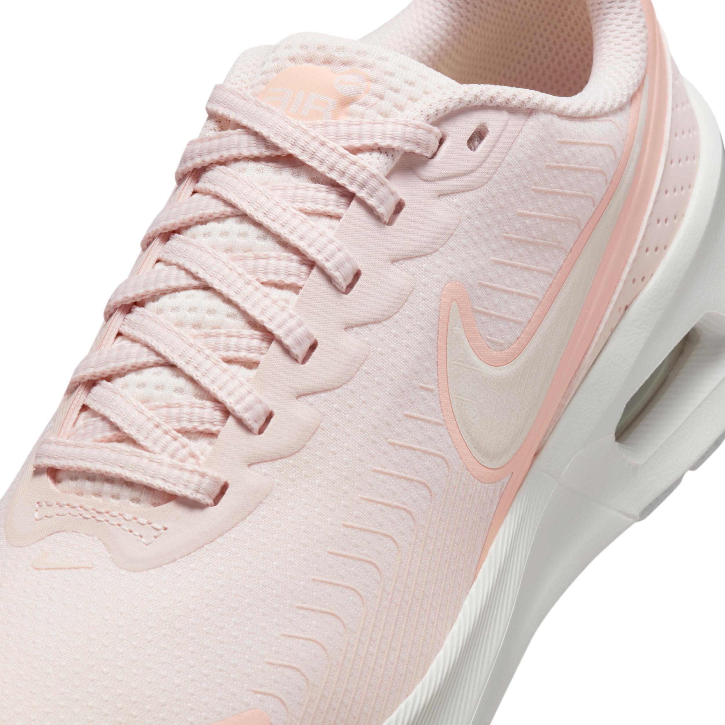 Nike Womens Air Max Nuaxis Shoes | HF1233-600 Product Image