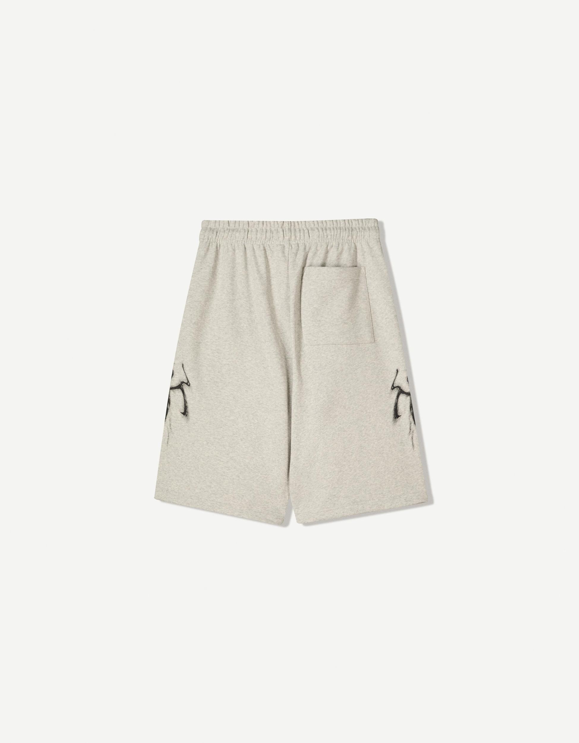 Printed Bermuda shorts Product Image
