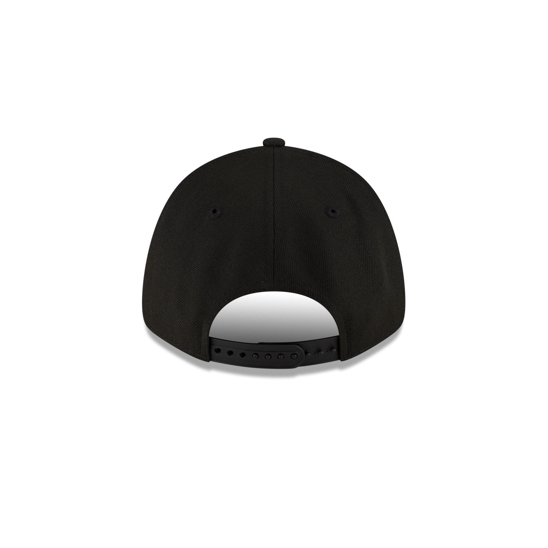 Dominican Republic Red 9FORTY Snapback Hat Male Product Image