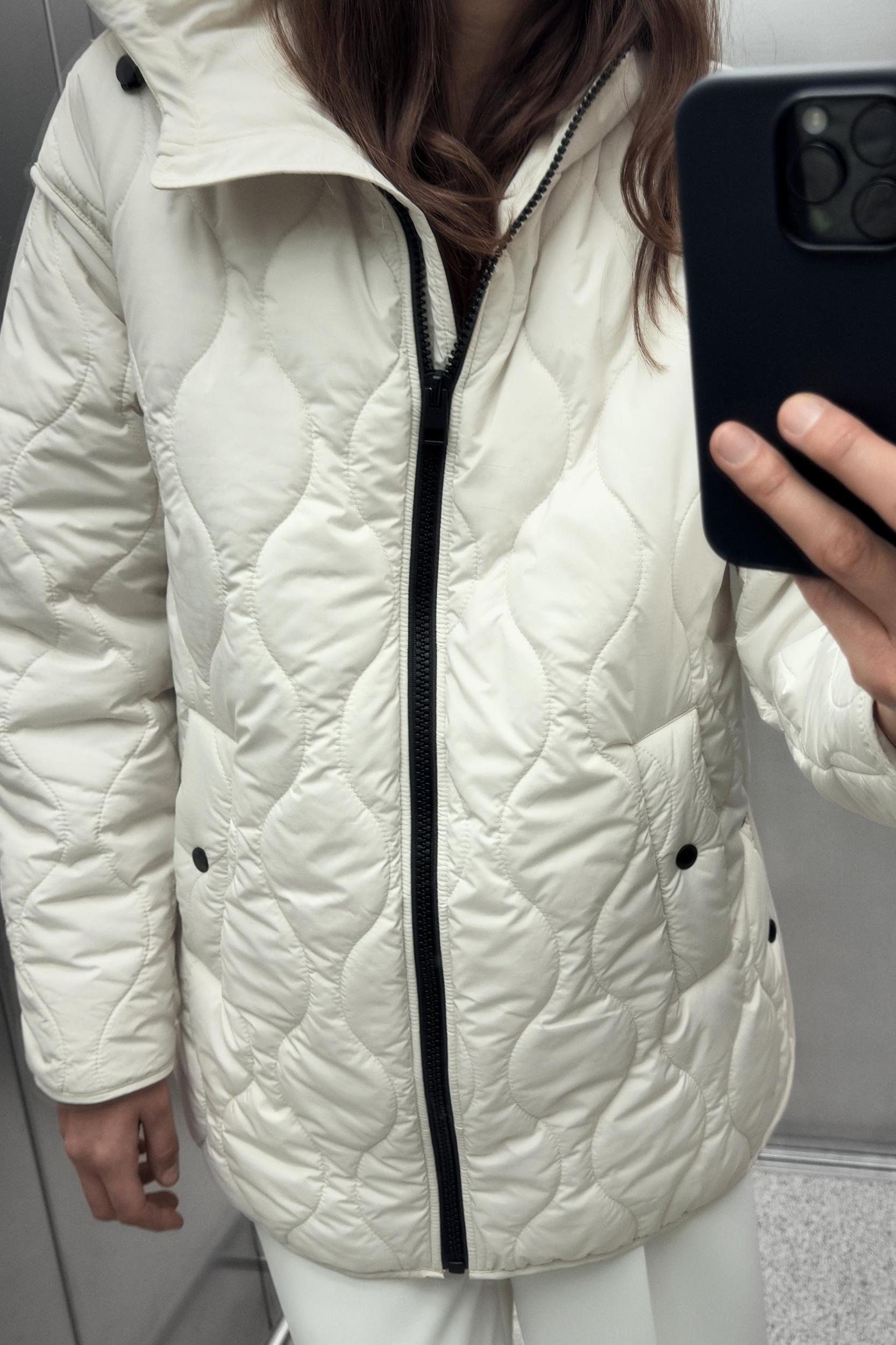 HOODED QUILTED JACKET Product Image