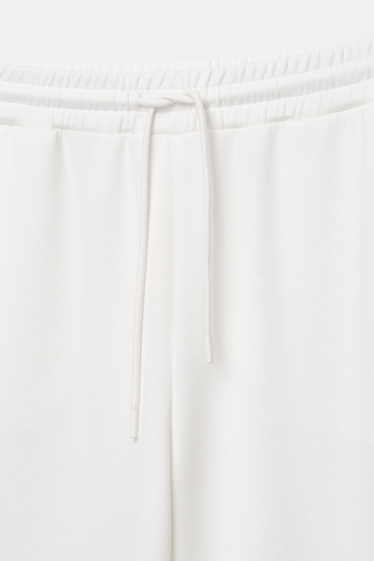 Soft touch wide-leg pants Product Image