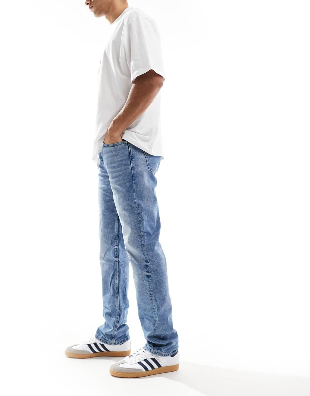 Cotton On regular slim fit jeans in burnin blue denim Product Image