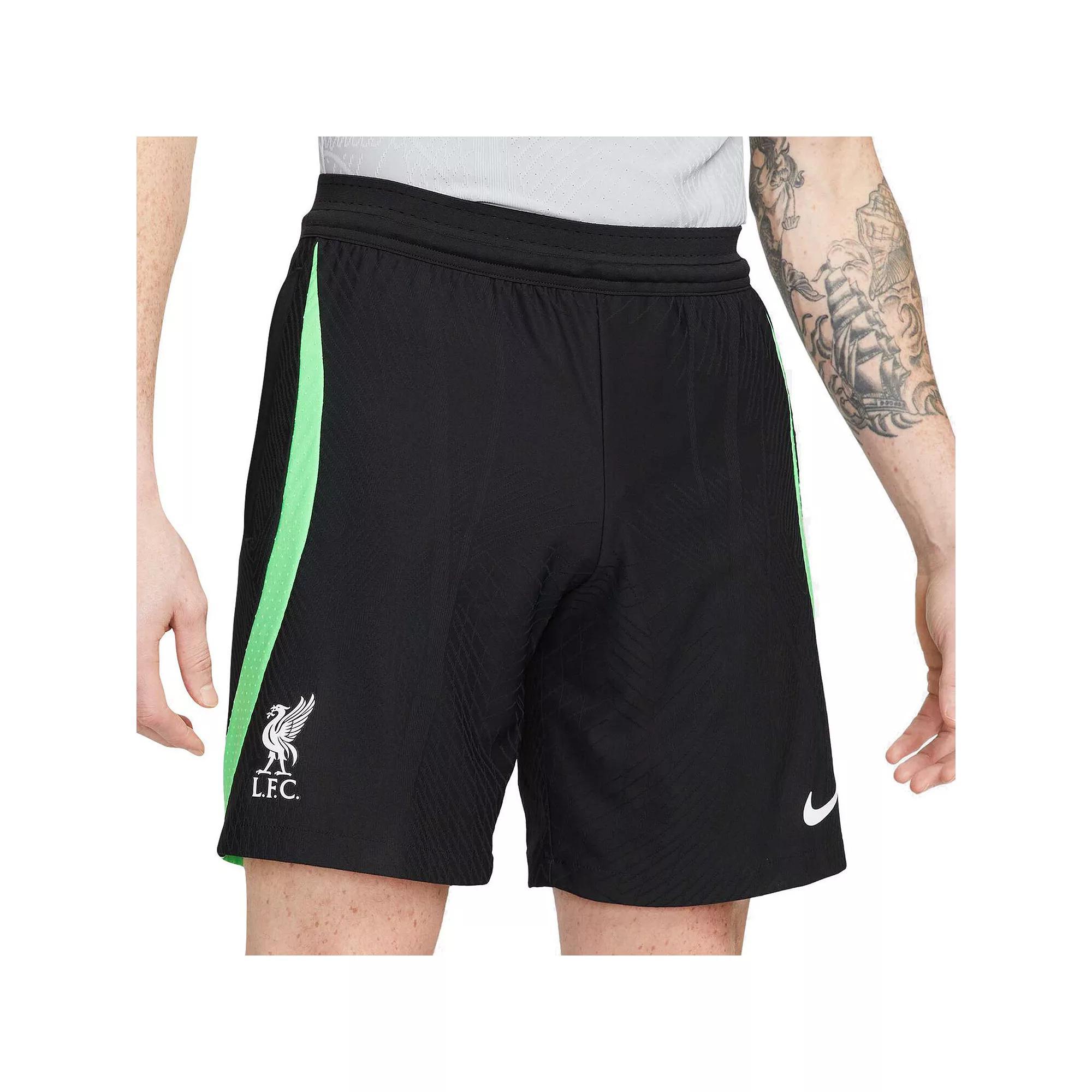 Men's Nike Black Liverpool 2023/24 Strike Elite Performance Shorts,  Product Image