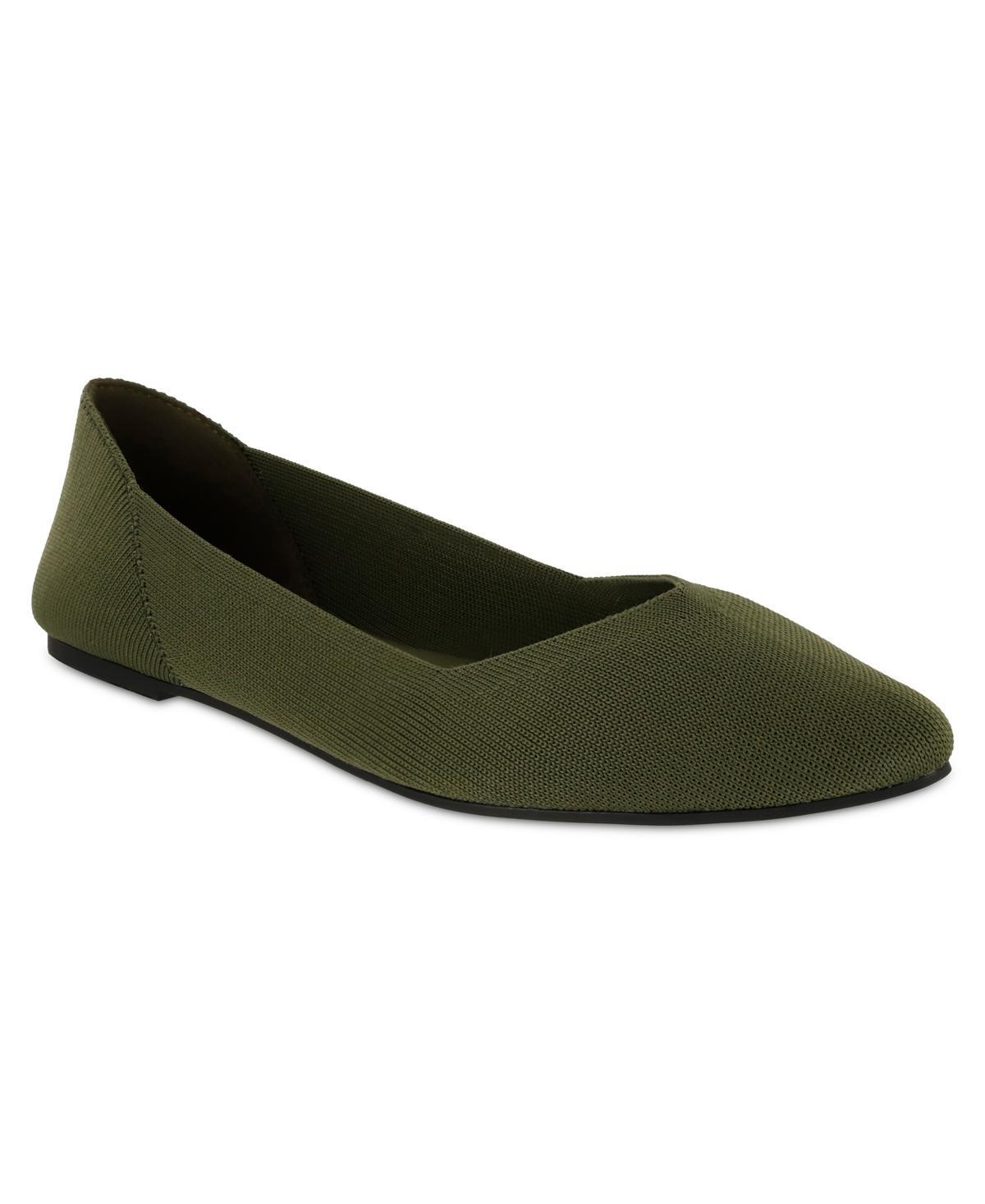 Mia Womens Kerri Ballet Knit Flats Product Image