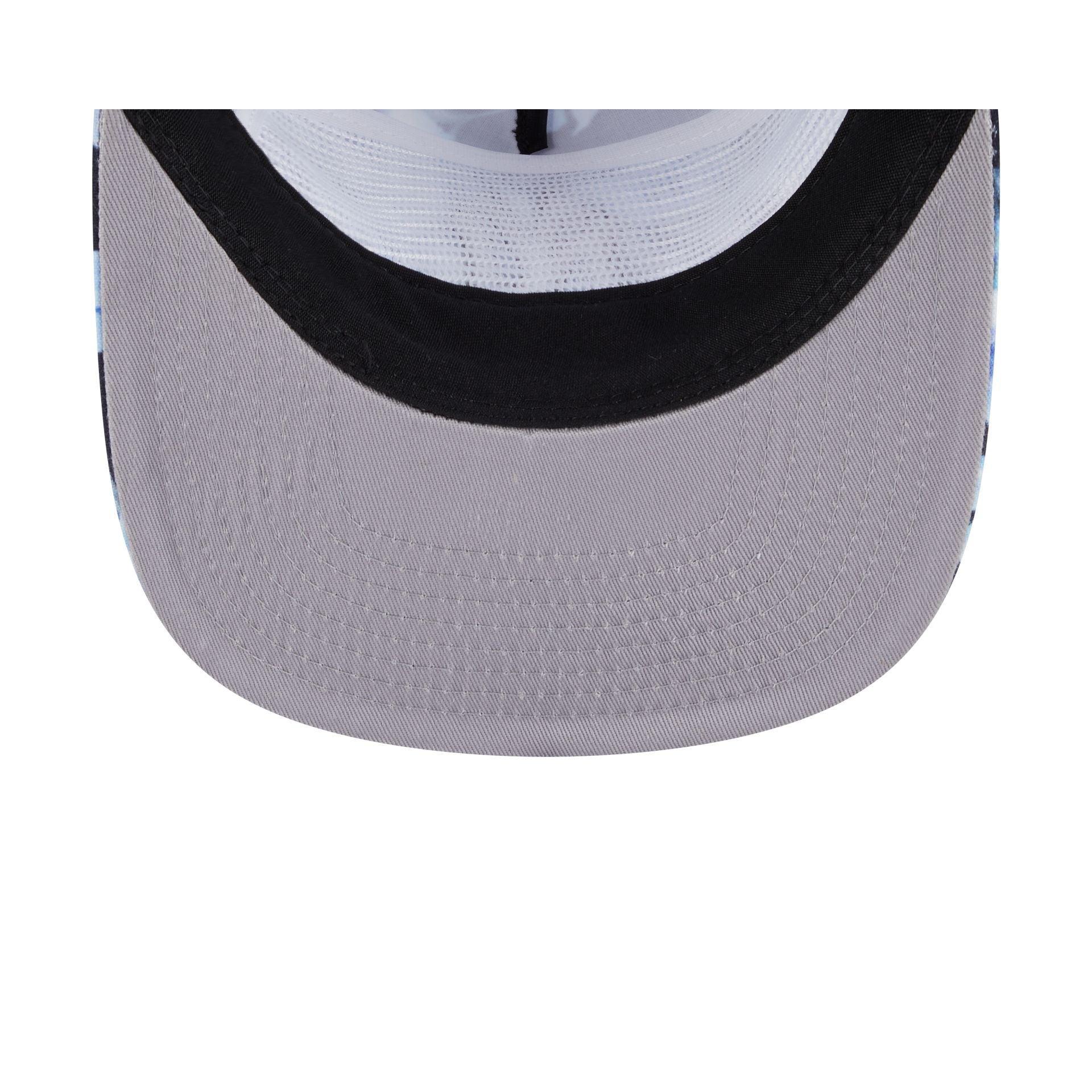 New York Yankees Pattern Golfer Trucker Hat Male Product Image