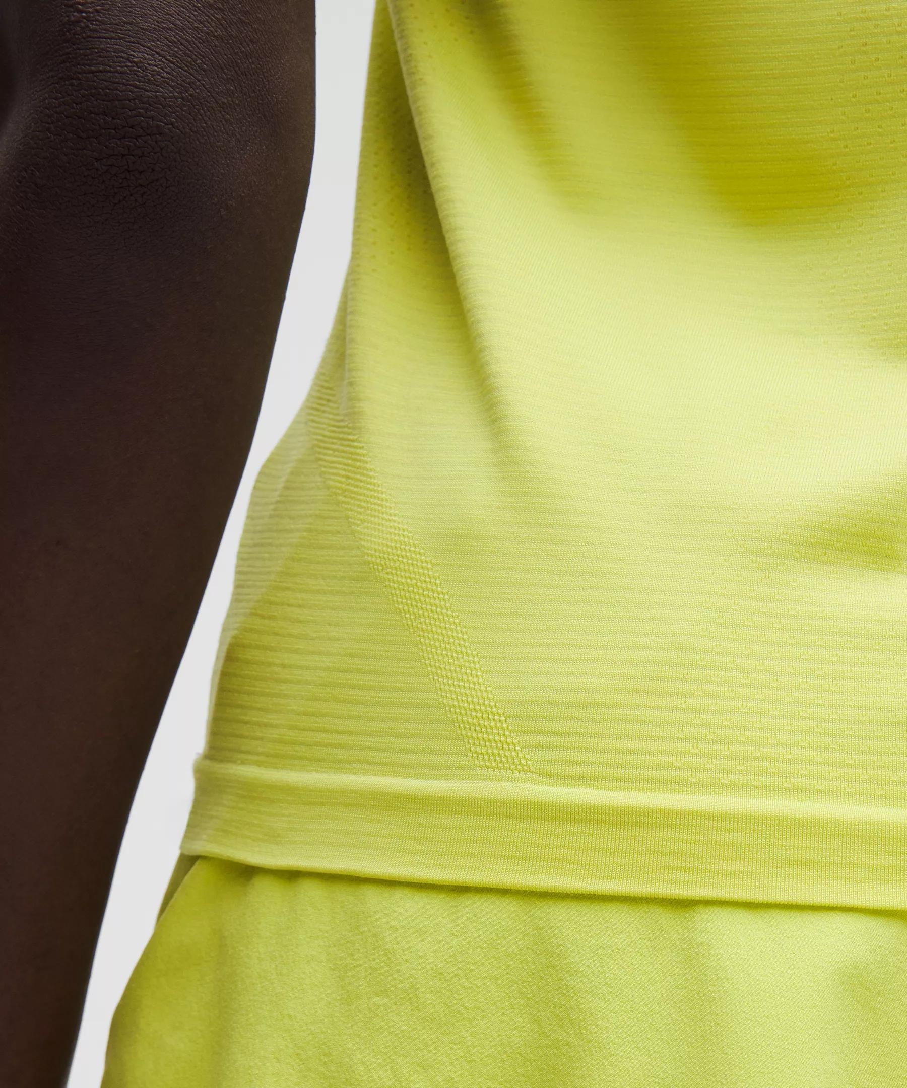 Swiftly Tech Short-Sleeve Shirt 2.0 *Waist Length Product Image