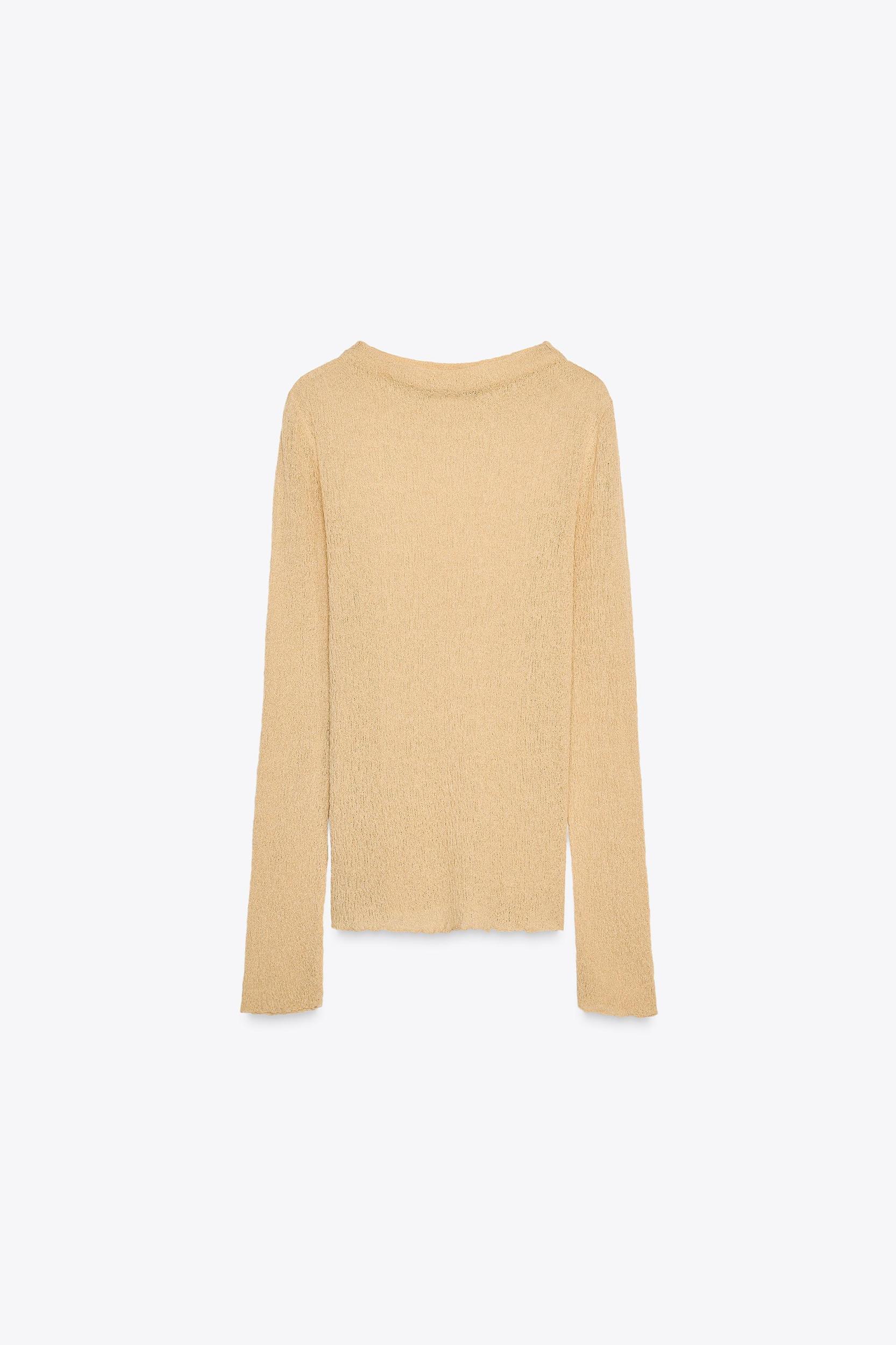 FINE KNIT TOP Product Image