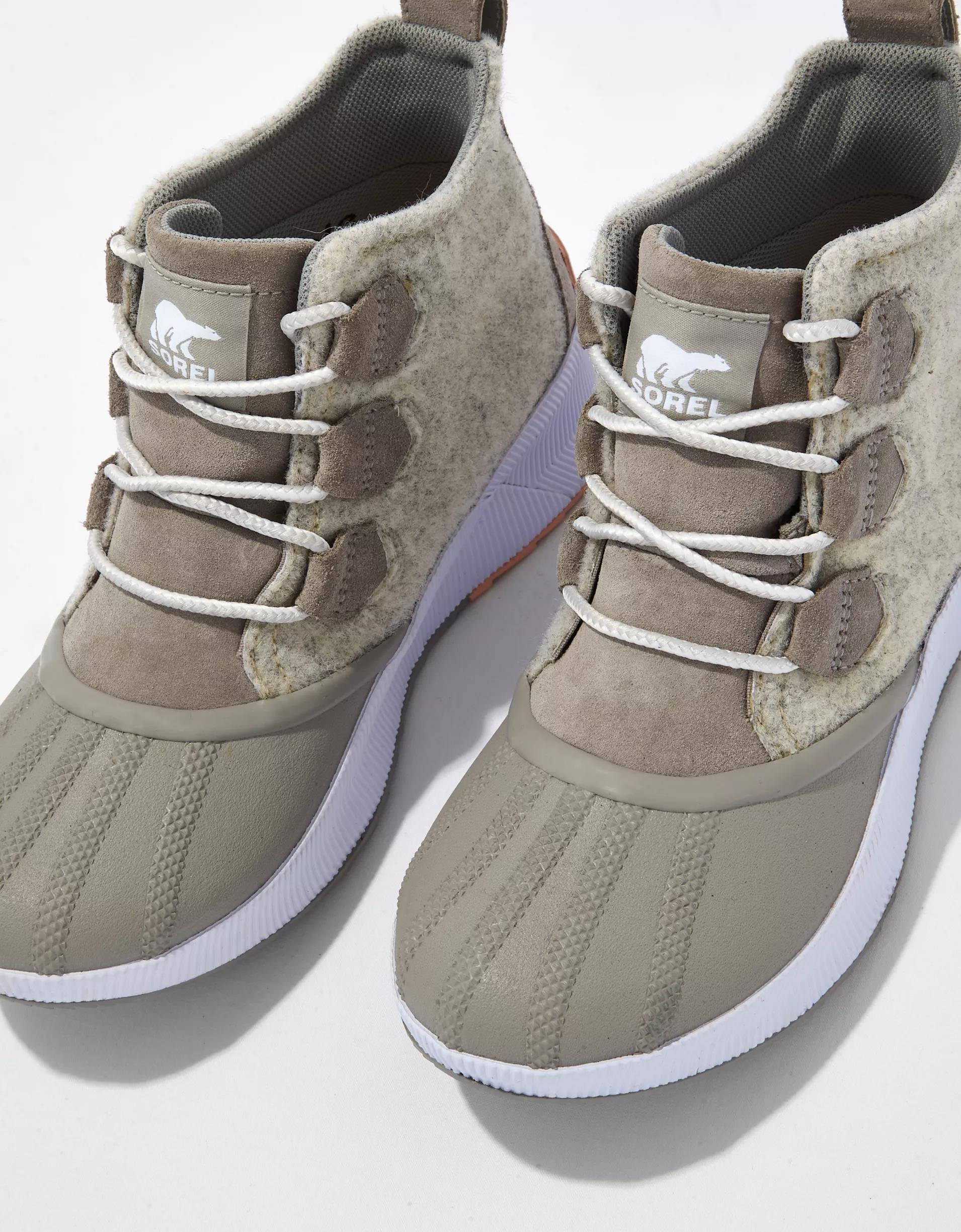 Sorel Women's Out 'N About III Classic Duck Boot Product Image