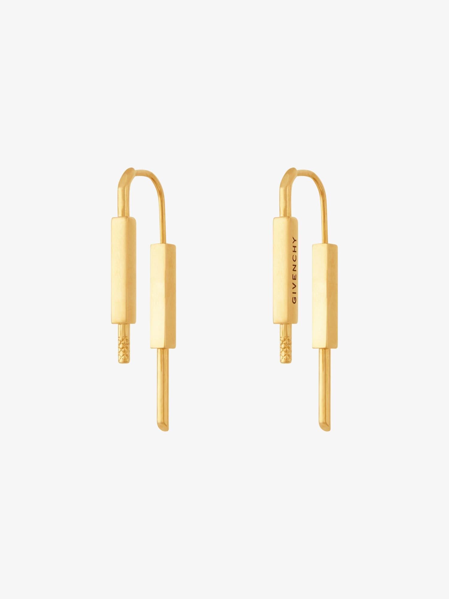 U Lock earrings in metal Product Image